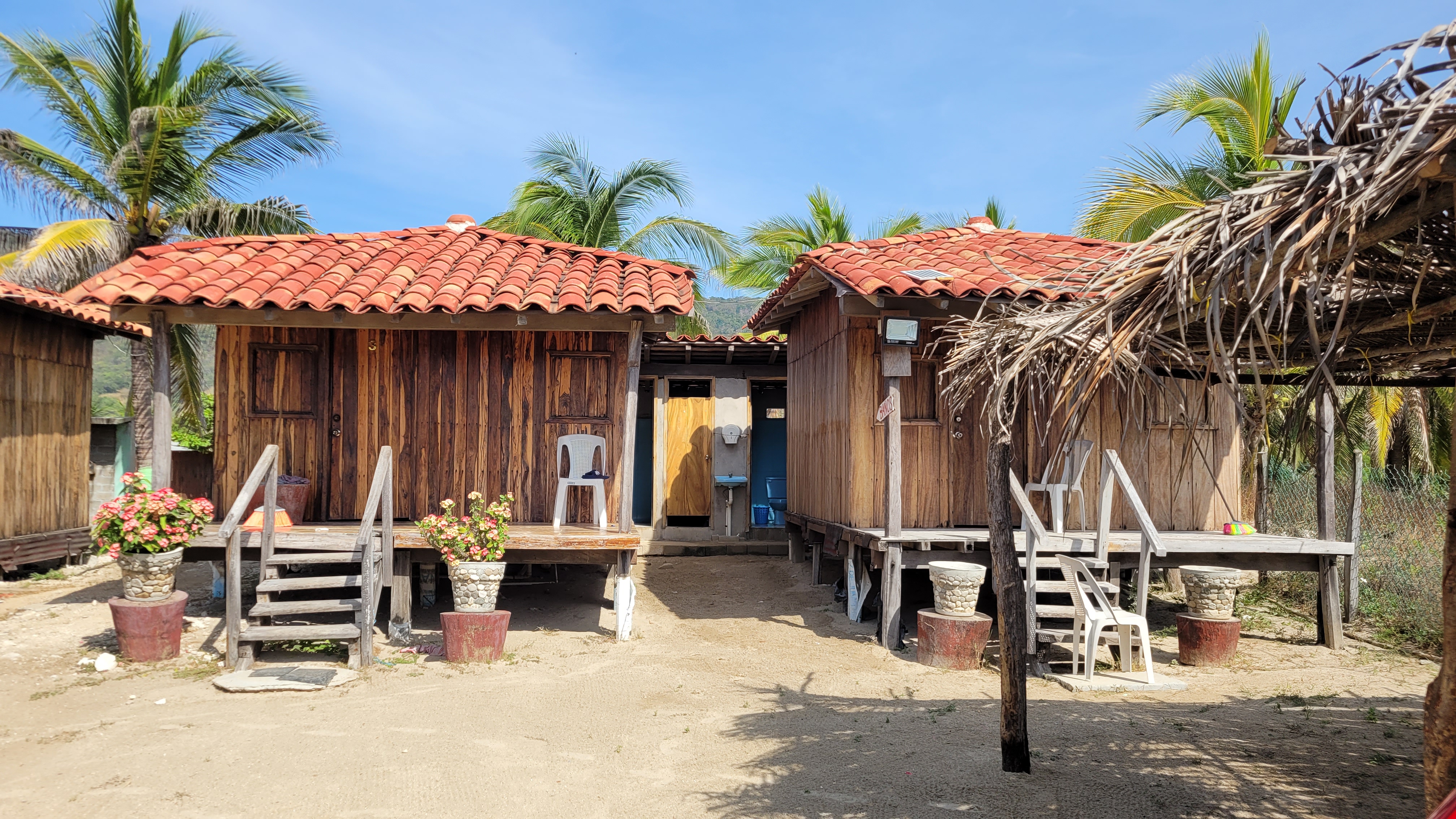 El Paraíso Restaurant and Cabañas image 5