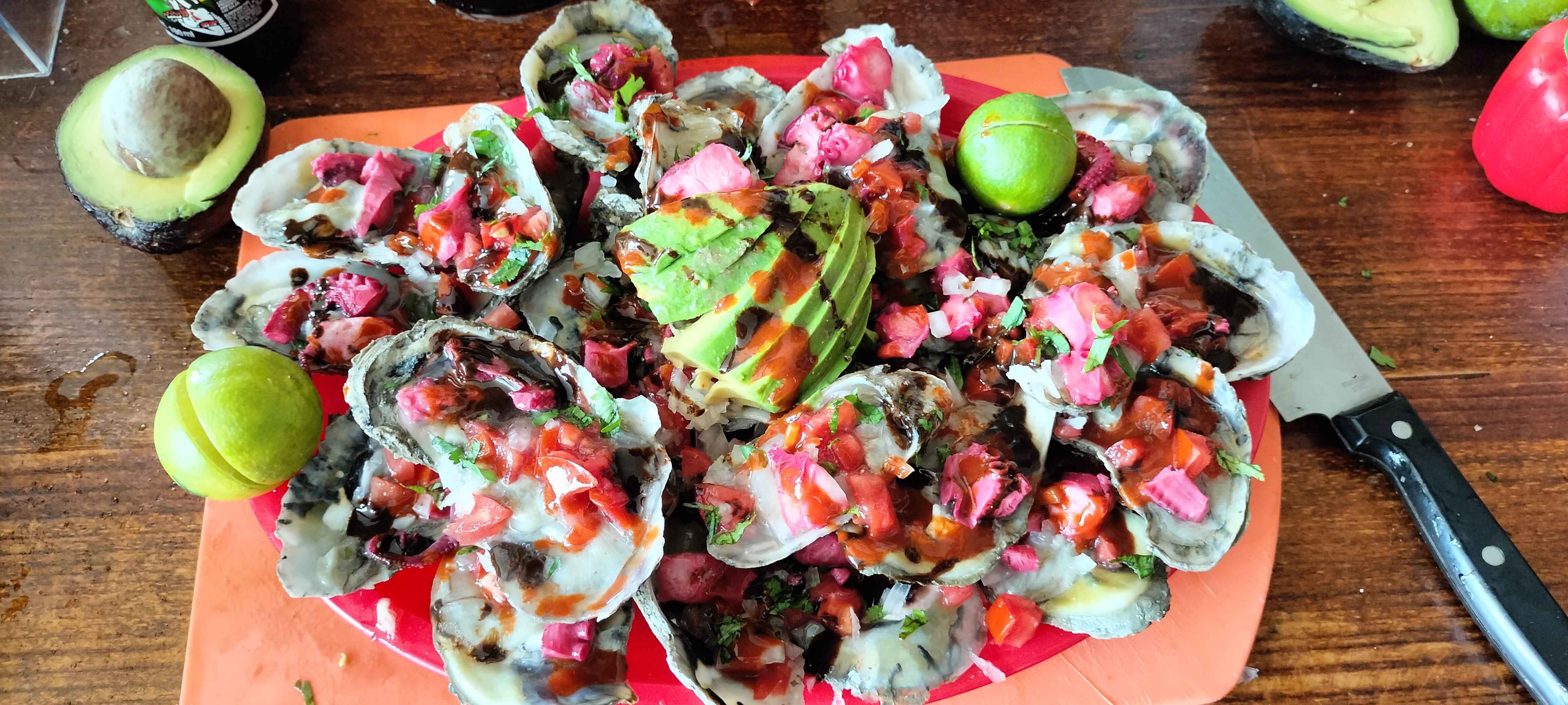 Hamburguesas y Mariscos "J y E" image 3