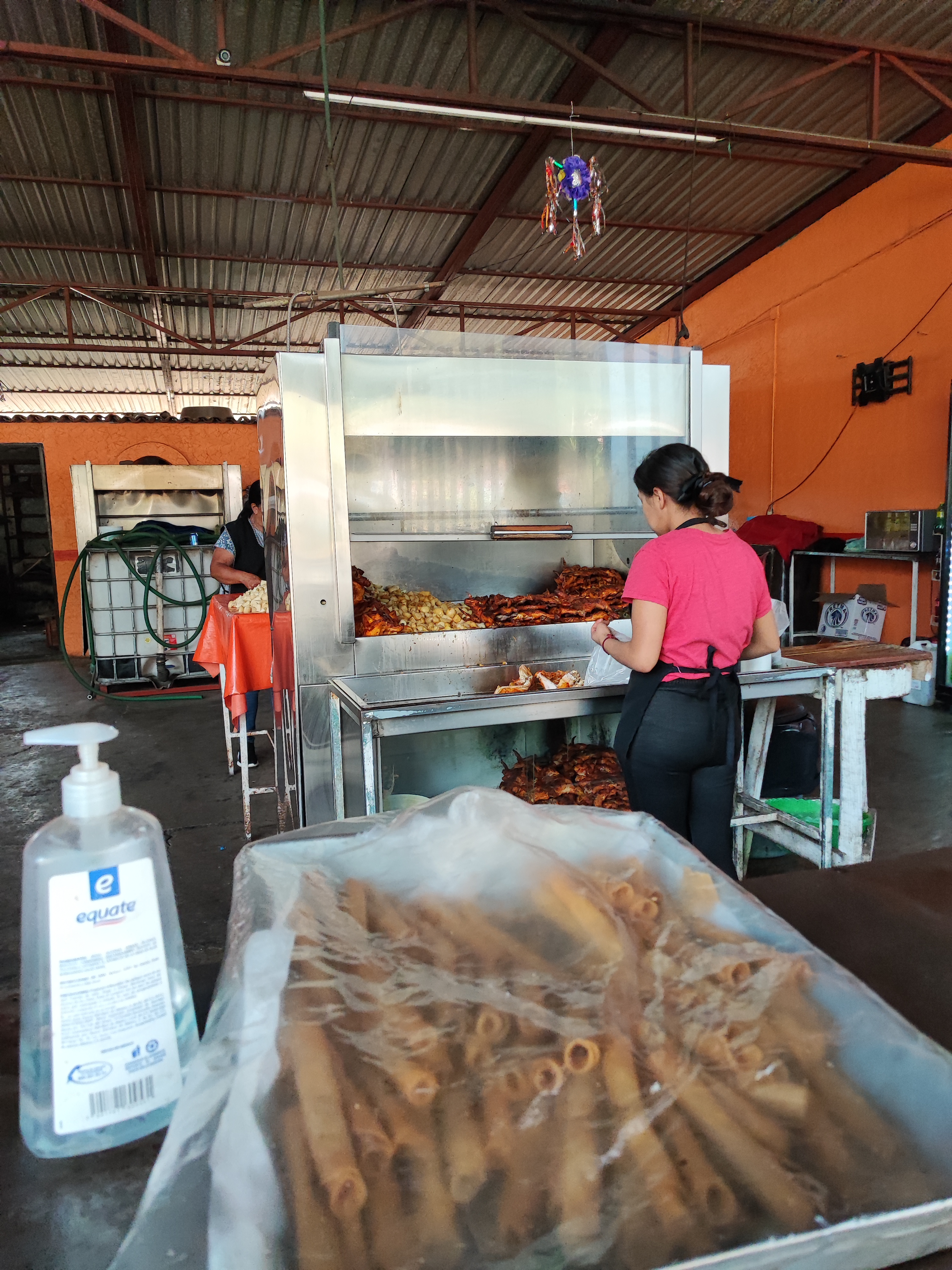 Pollos Checos image 3