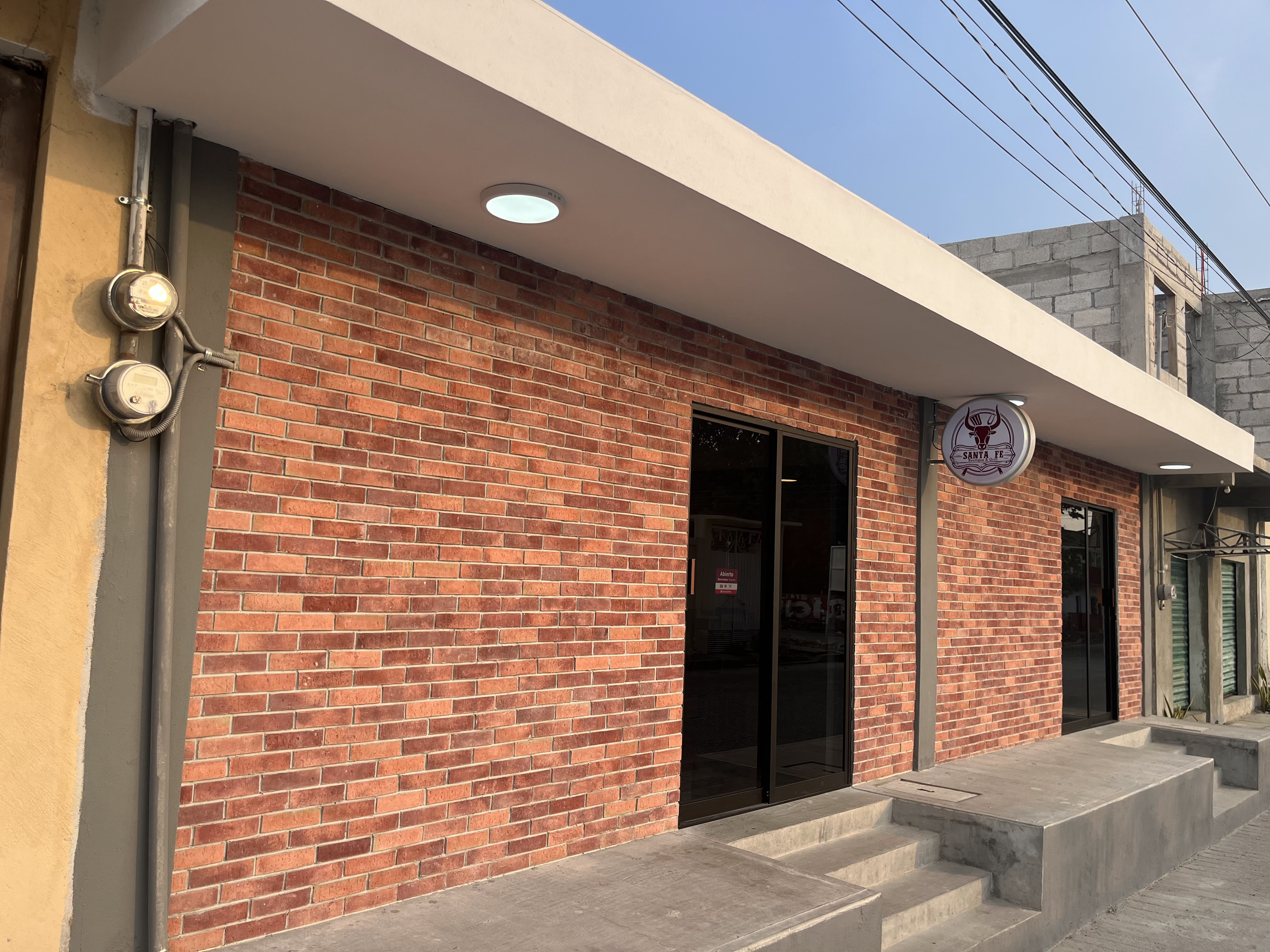 Santa Fe Boutique & Grill (Cortes a la Parrilla) image 2