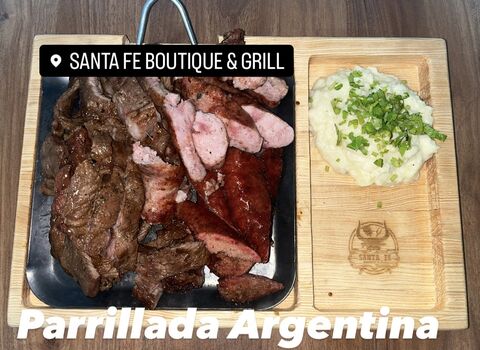 Santa Fe Boutique & Grill (Cortes a la Parrilla) image 3
