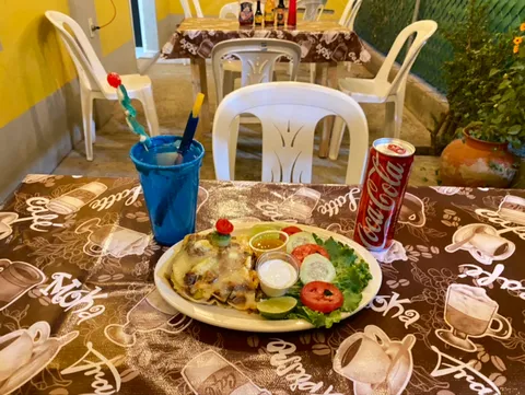 Las Pruebitas Pizzas y Baguette image 3