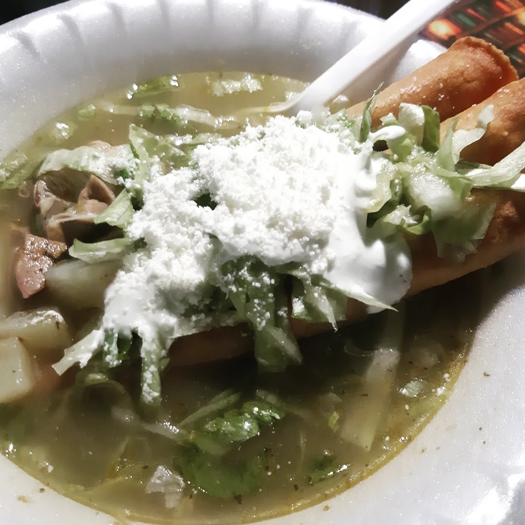 Antojitos Mexicanos "Almalupas" image 1