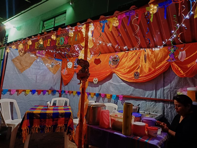 Antojitos Mexicanos "Almalupas" image 2