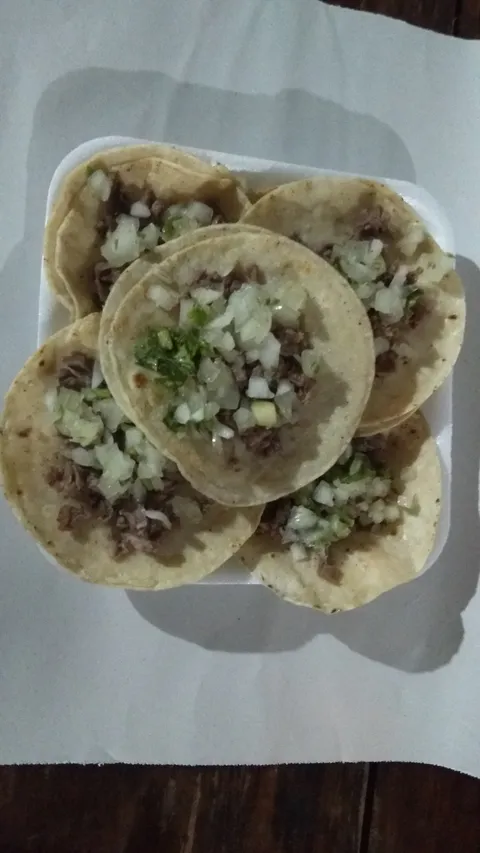 Taquería "El buen sazón" image 6