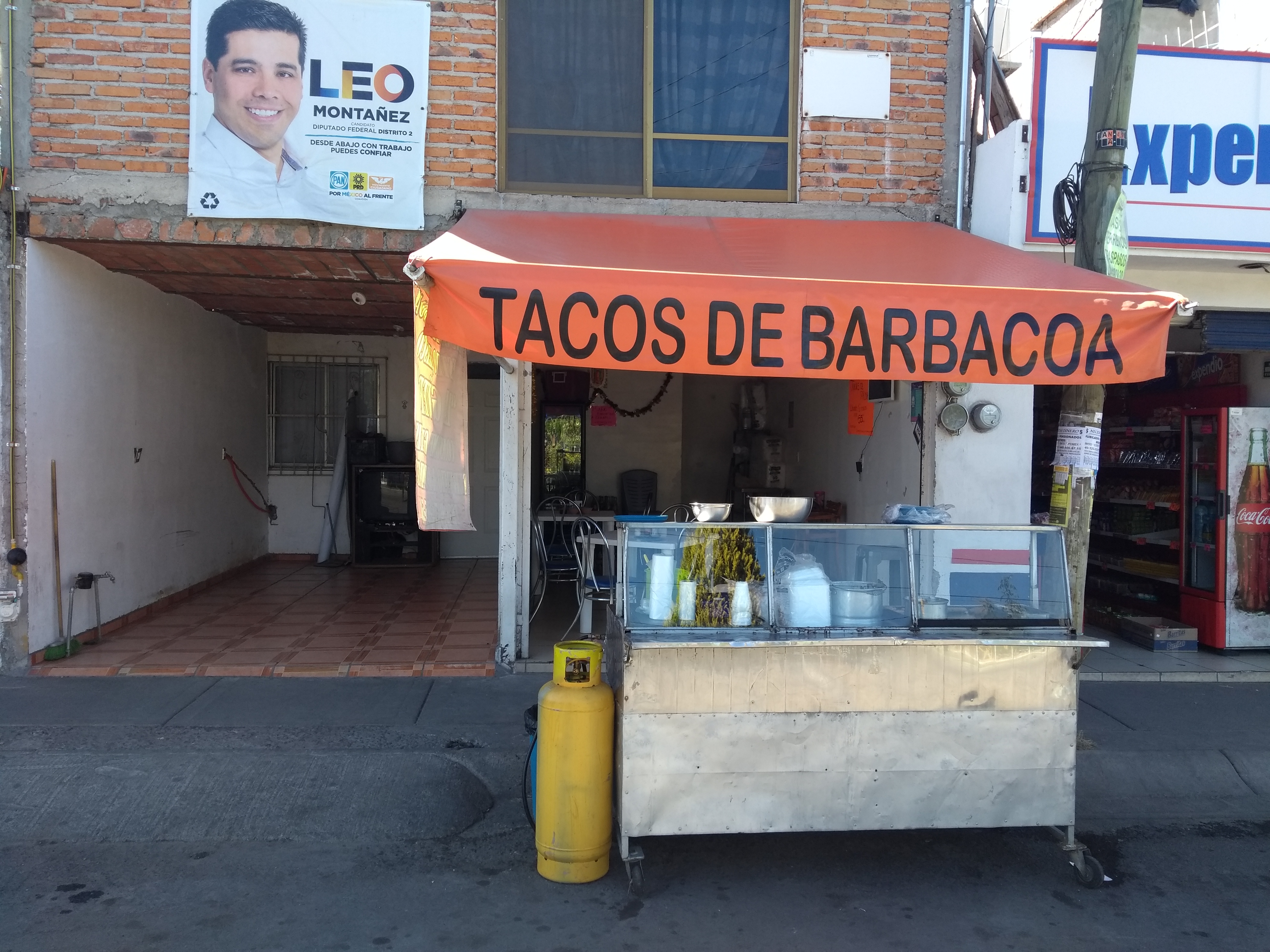 Tacos de barbacoa "la güera" image 2