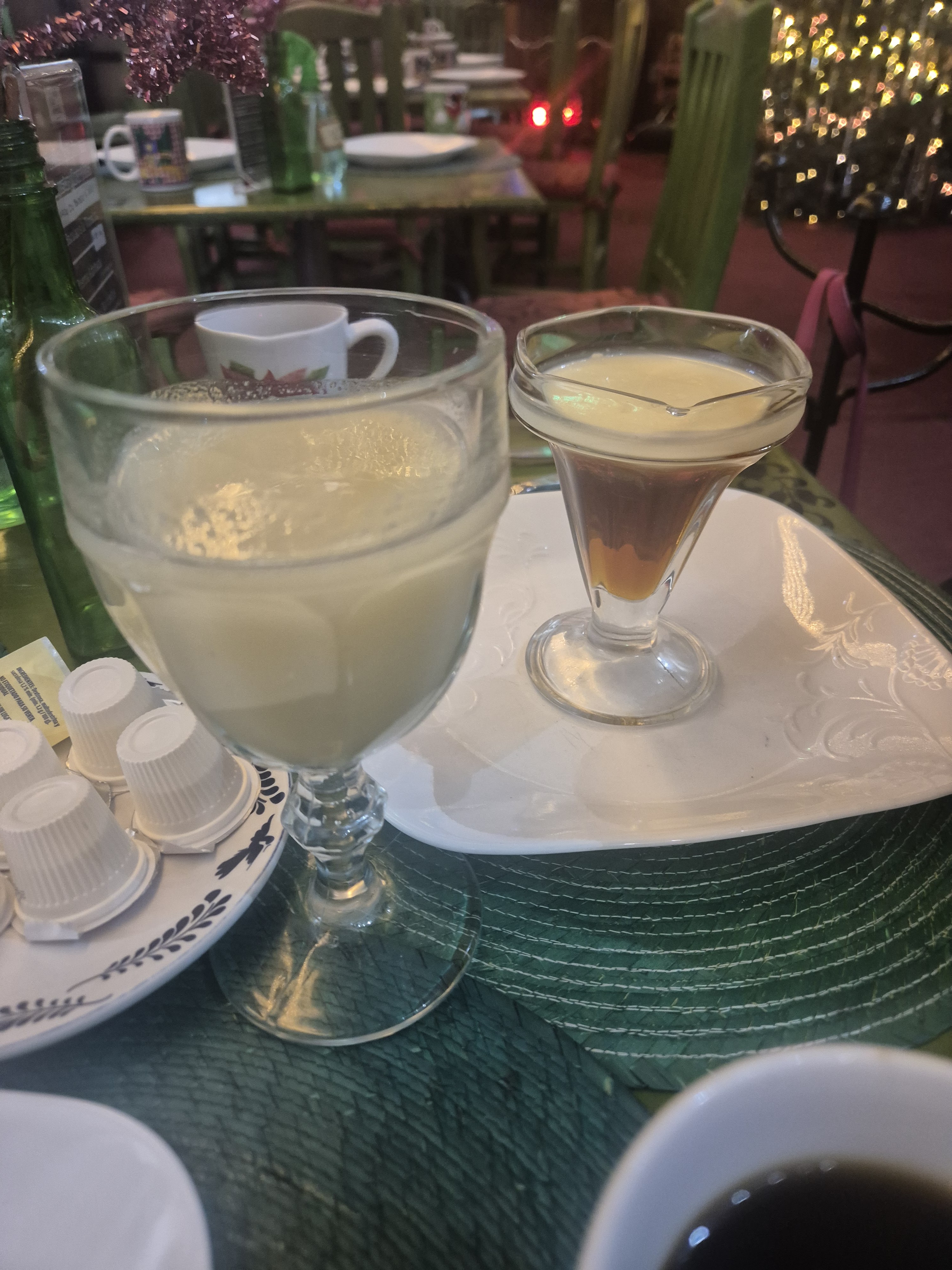 Café Avenida image 10