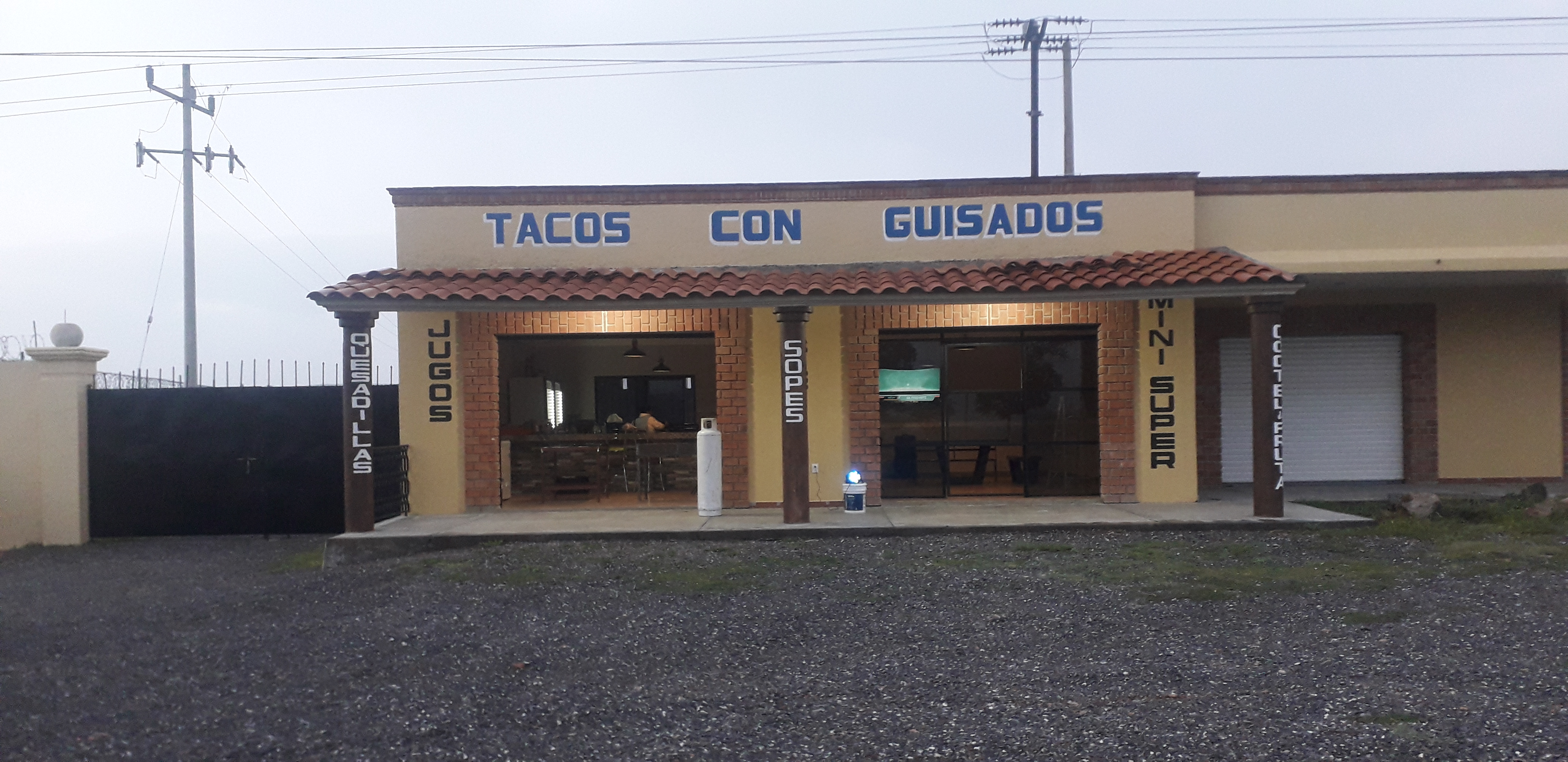 Tacos y Gorditas Queretaro image 1