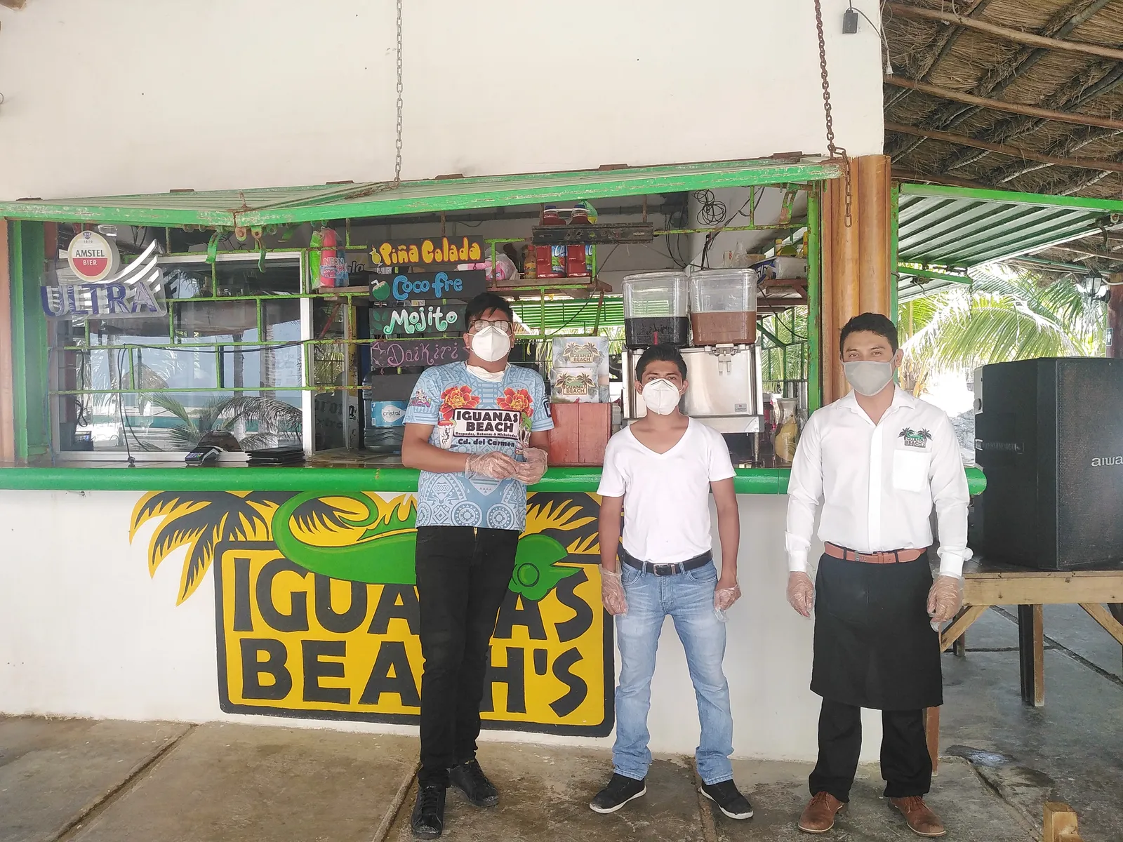 Iguanas Beach Restaurante Bar image 10