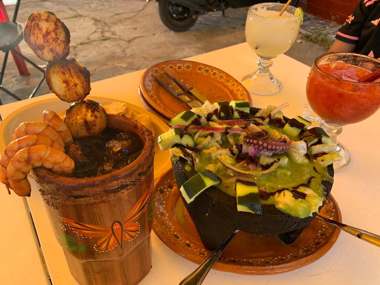 El sazón de la Abuela y su HijoDesobediente image 6