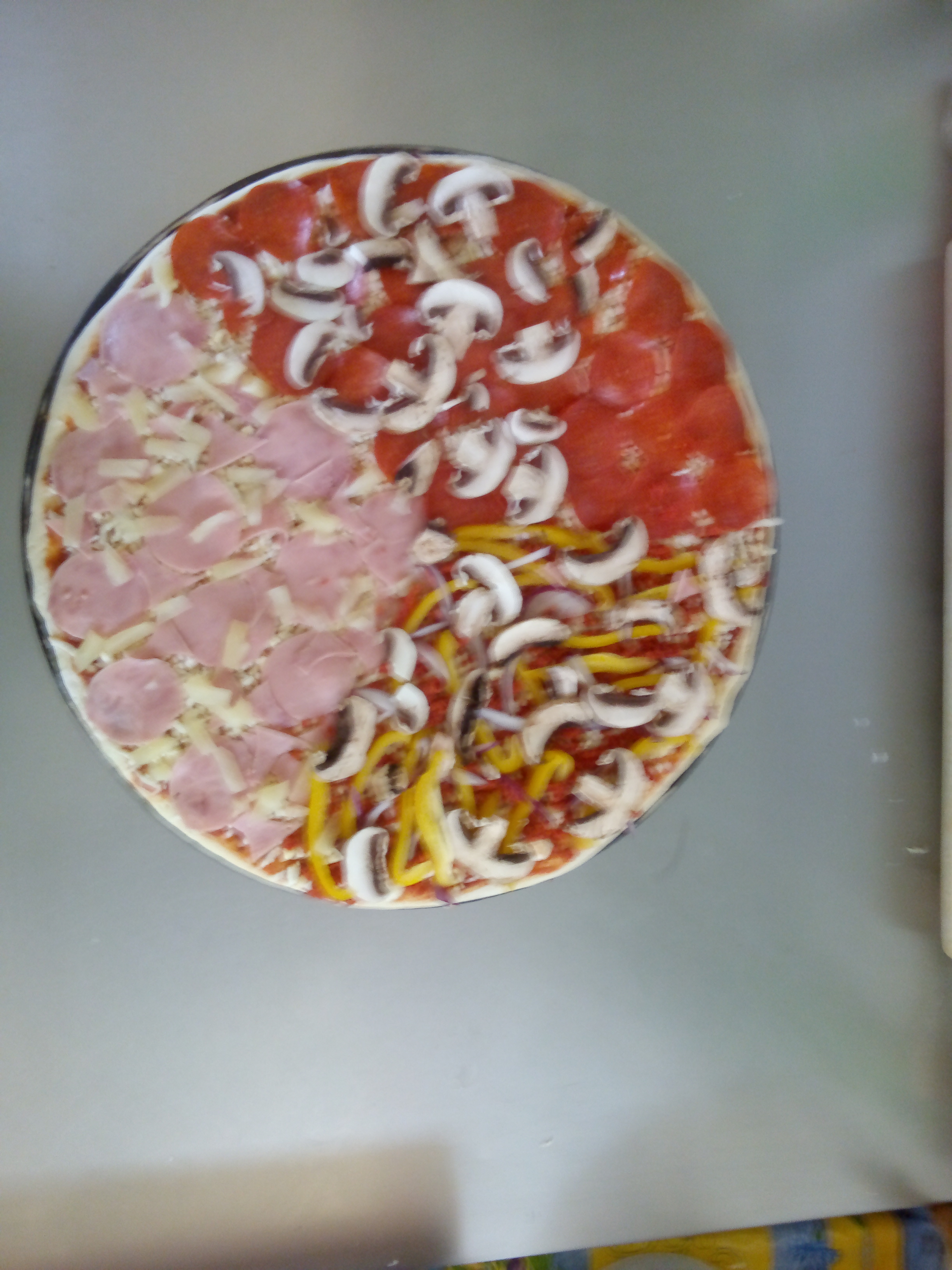 cimi-saris pizzas image 4