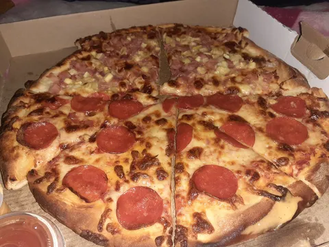 Pizzería Las Delicias image 1