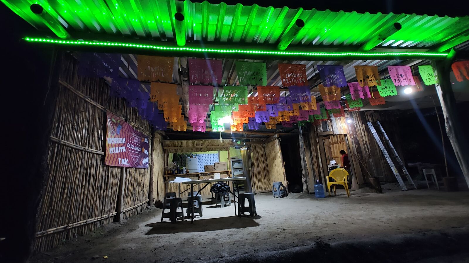 Cenaduría y Pizzería "Los Dos Amigos" image 3