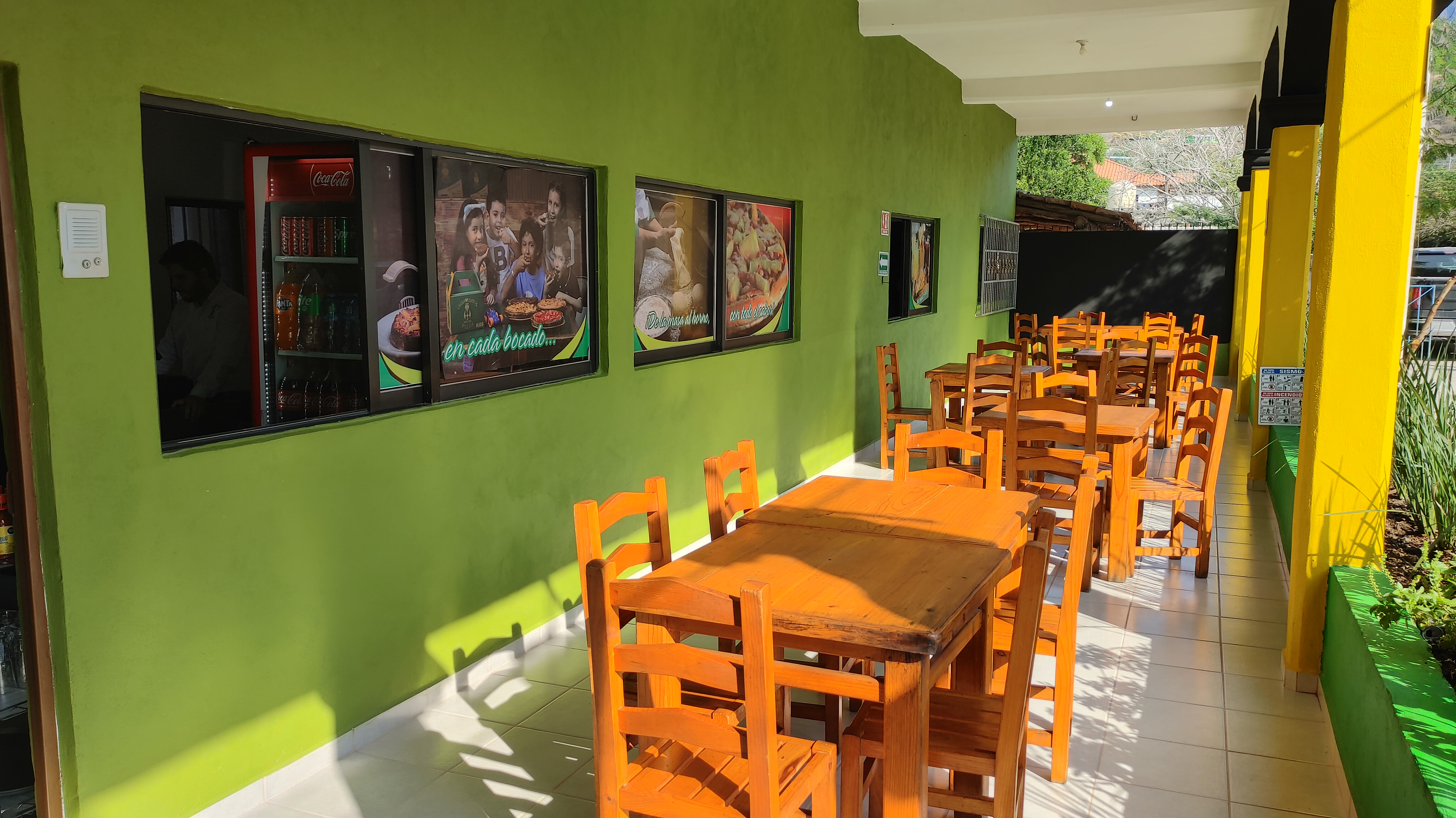 Jaramato's Pizza Bejucos image 2