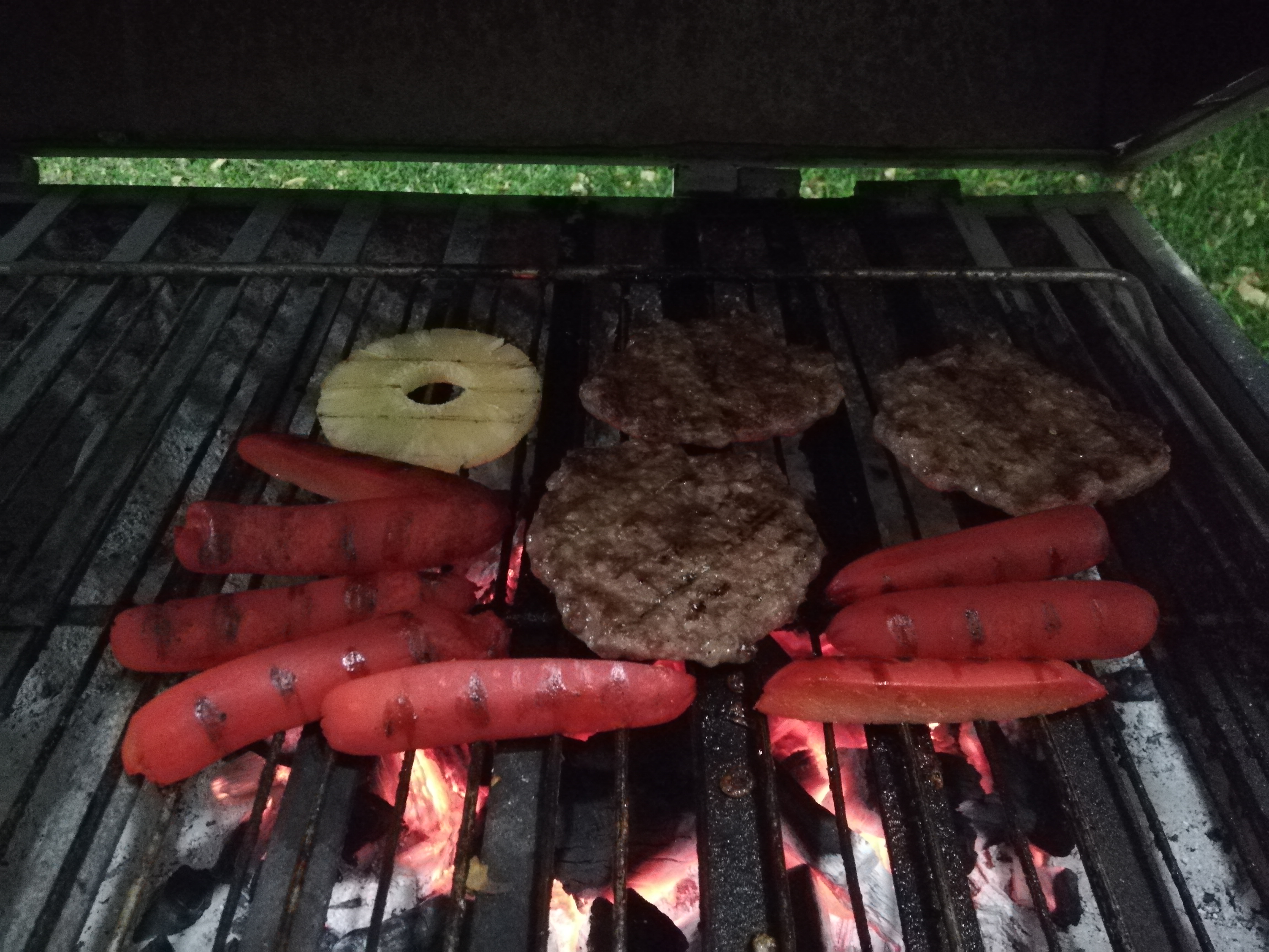 Sak Peek Hamburguesas image 7