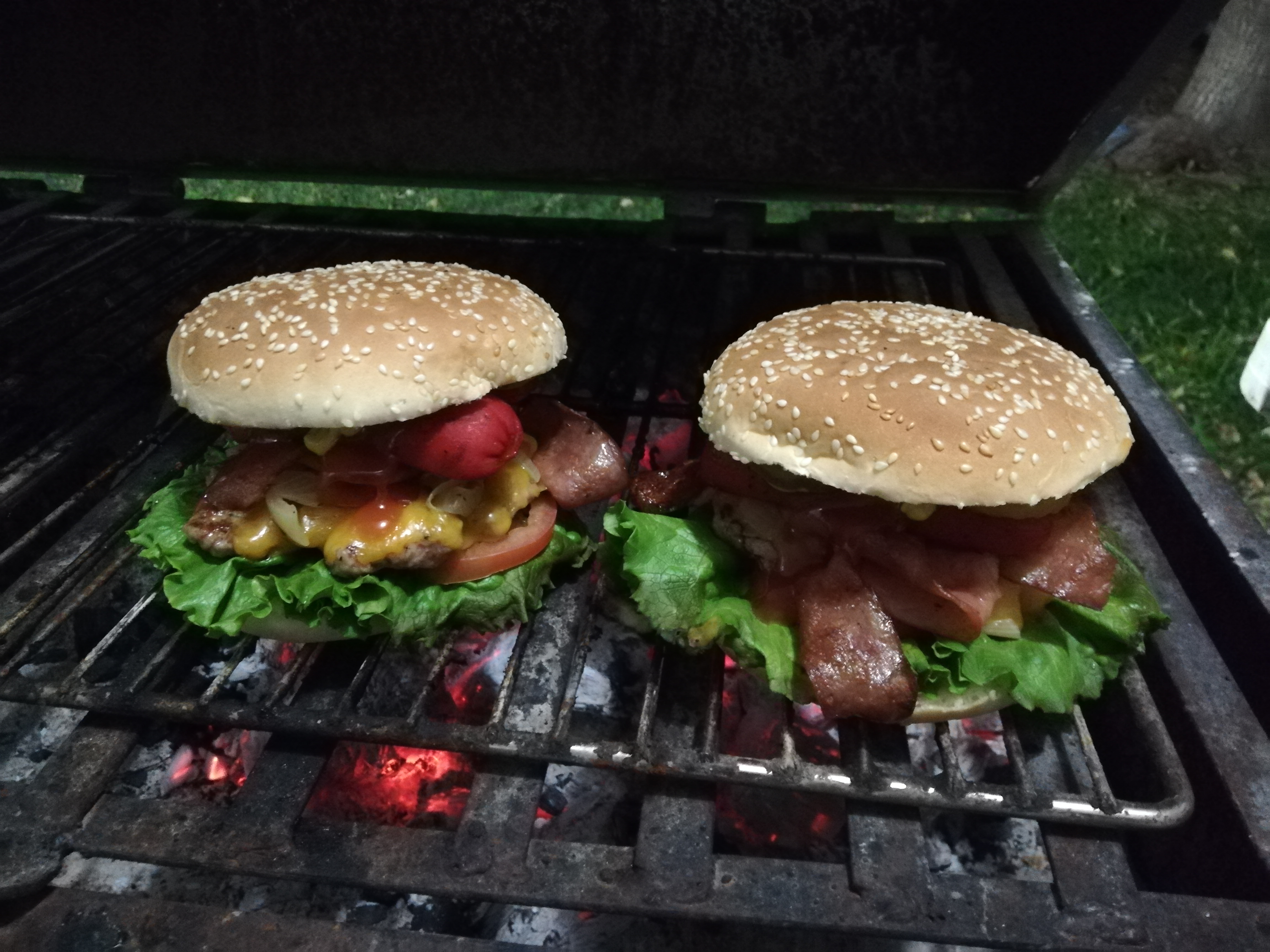 Sak Peek Hamburguesas image 9