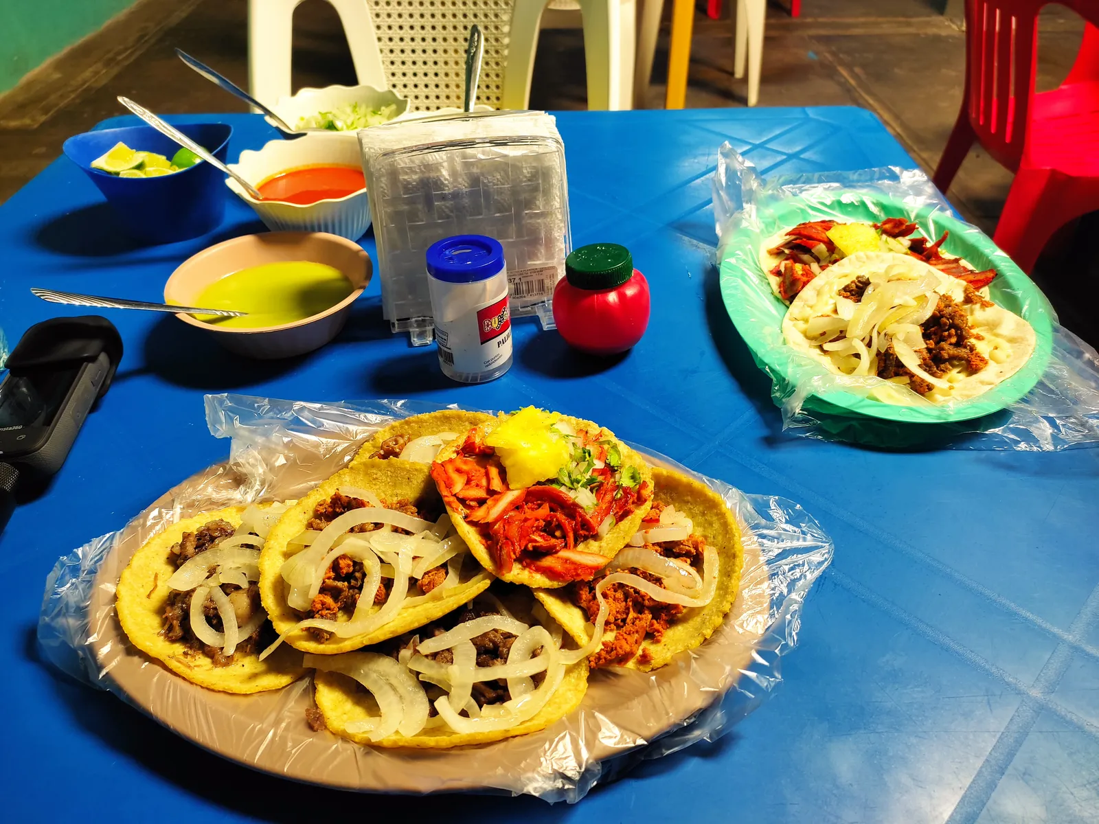 Taqueria "Los parientes" image 4