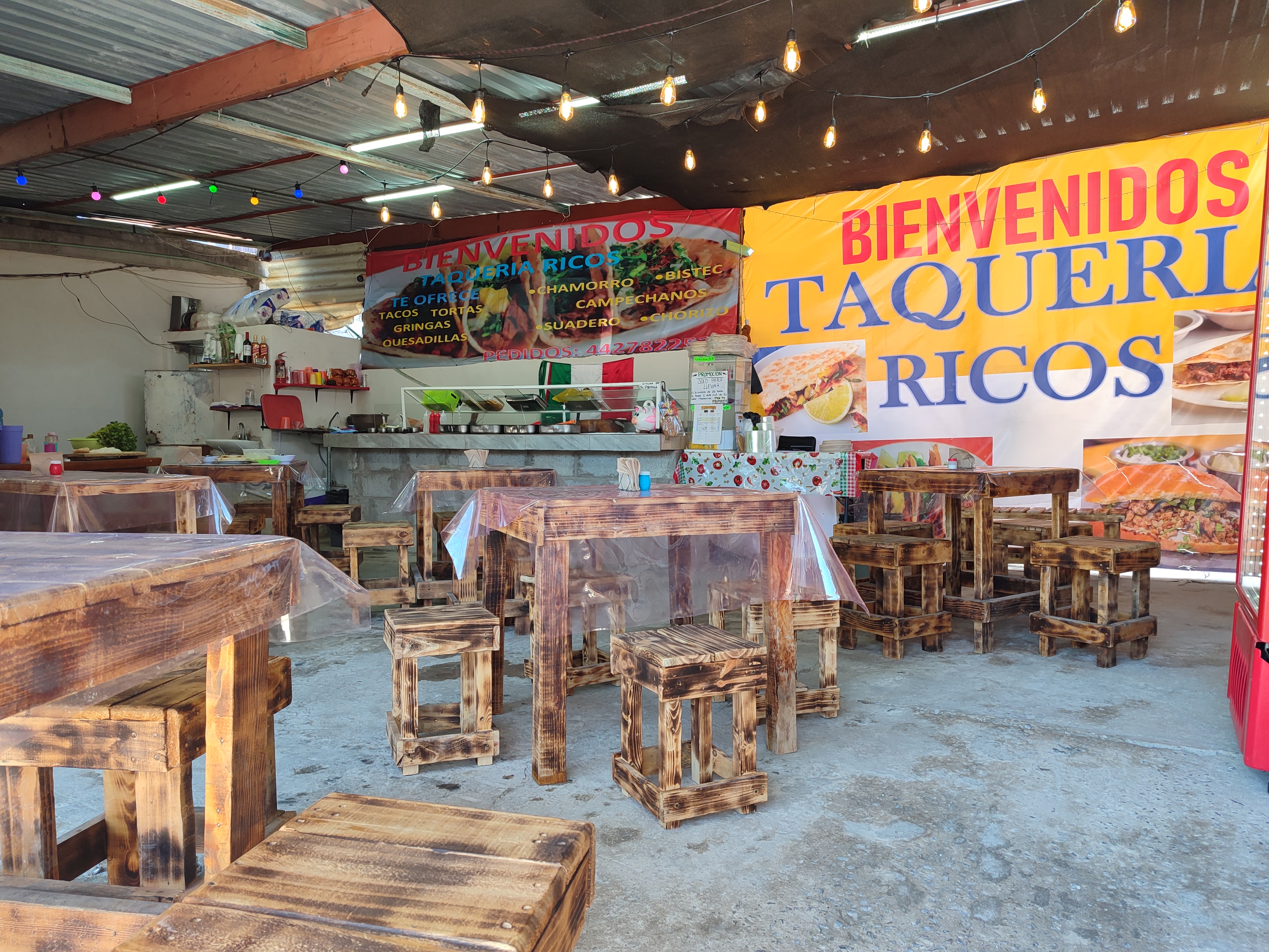 TAQUERIA RICOS image 2