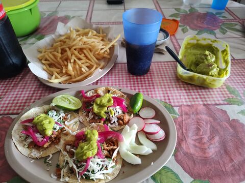 ANTOJITOS EL "SAZON" image 3