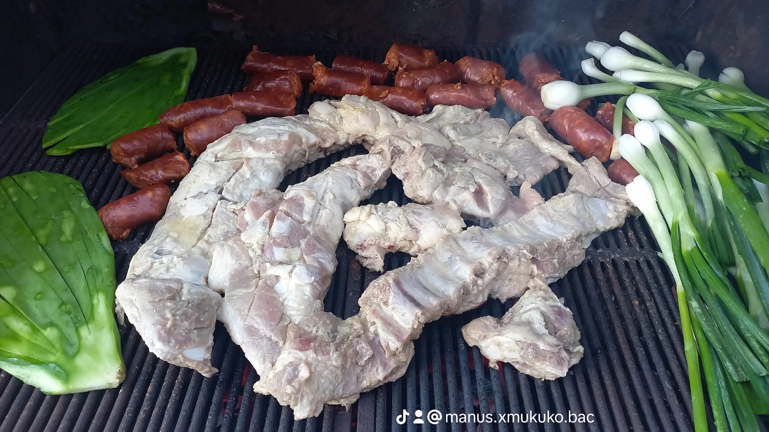 Tacos y Antojitos Xmukuku image 2