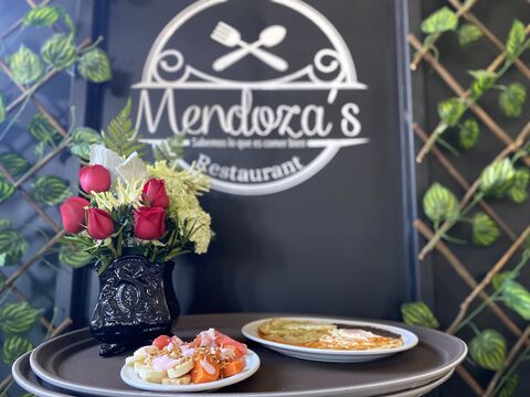 Mendoza's Restaurante image 6