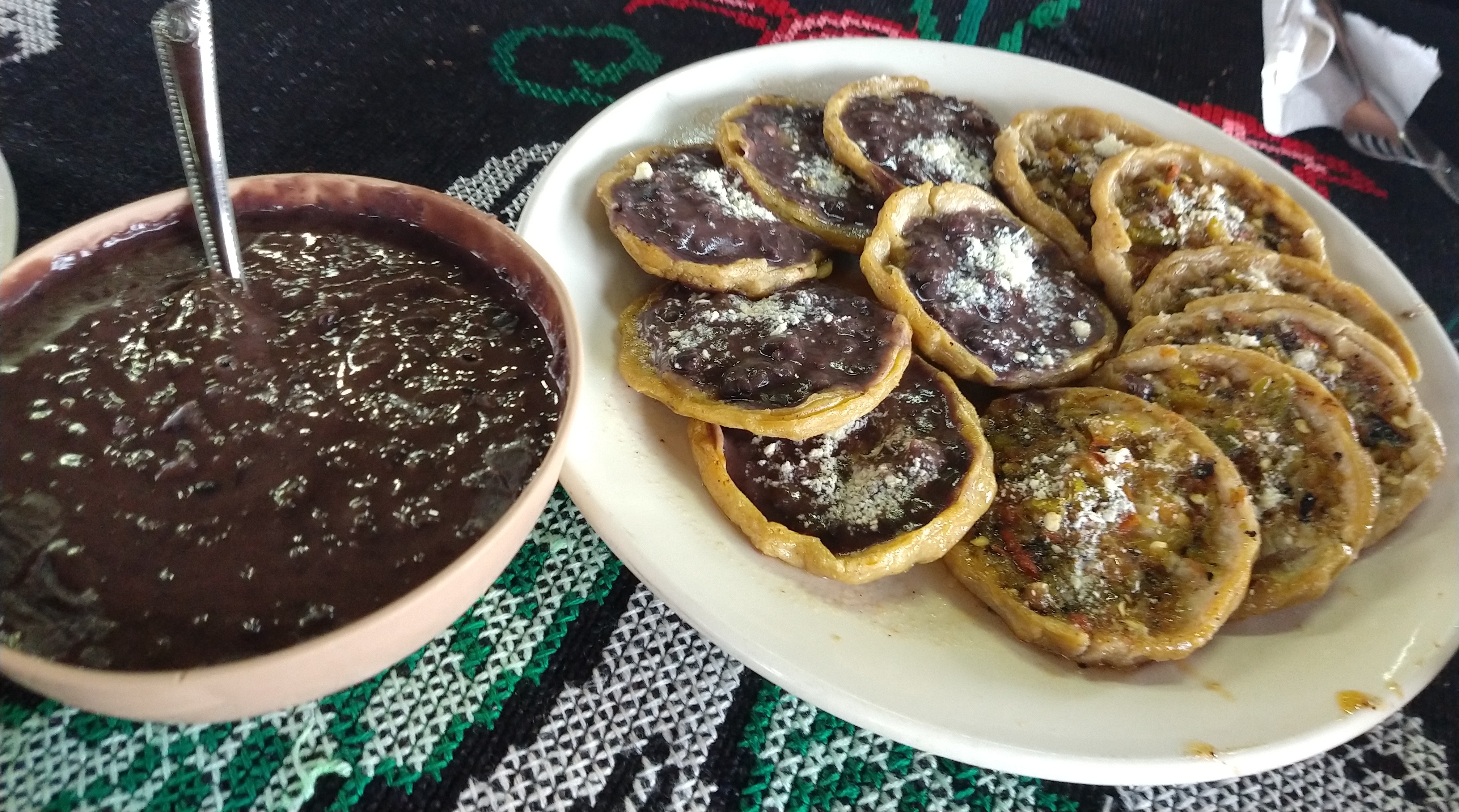 Pollos Y Carnes Ahumadas Flavius image 1