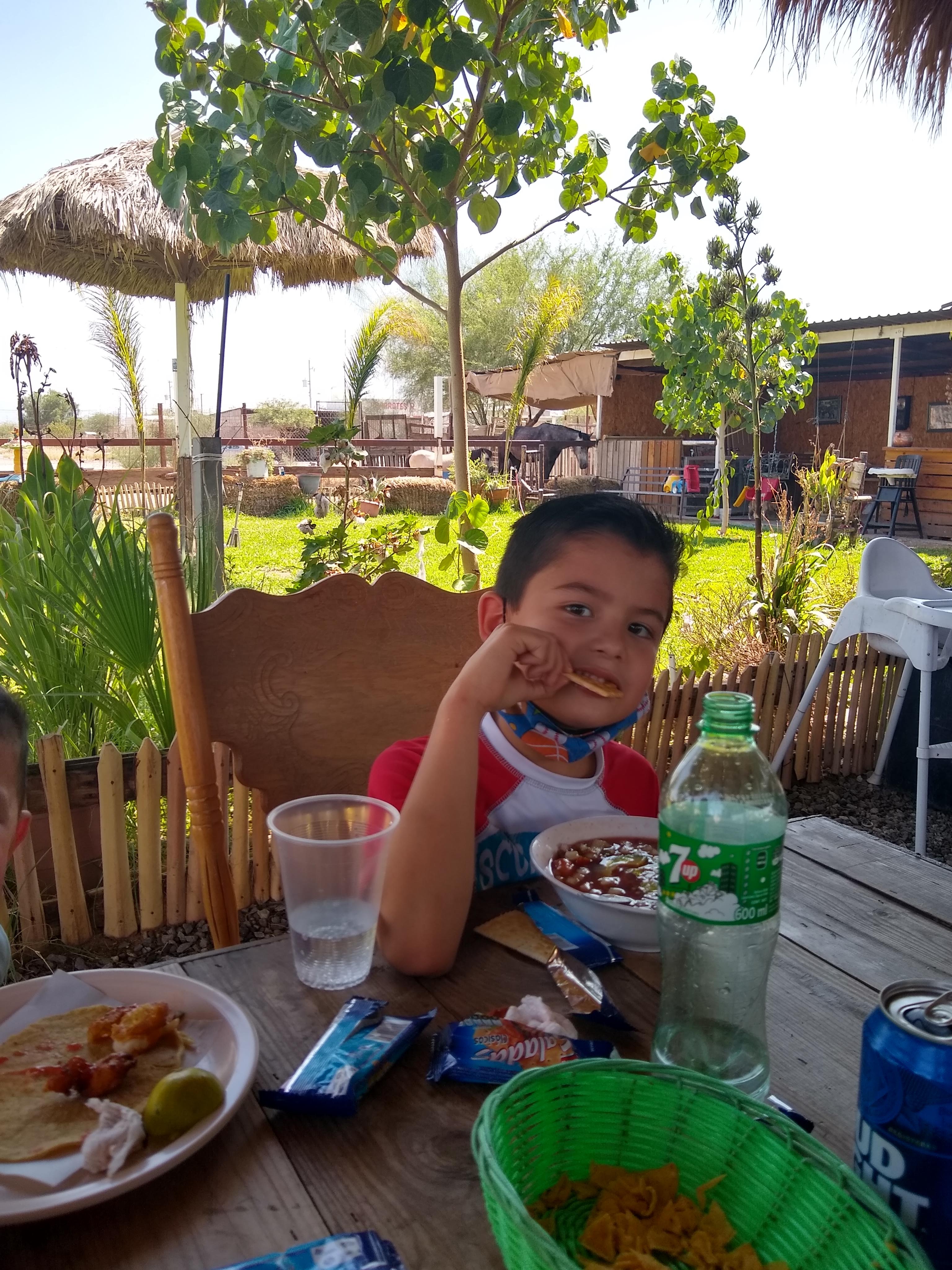 Mariscos El Botanero image 6