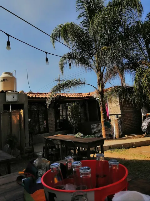 Km13 Wing's and Beer's & LA COCINA DE NINA image 3