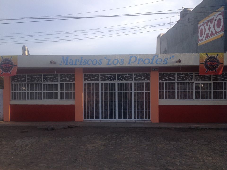 Mariscos los Profes image 1