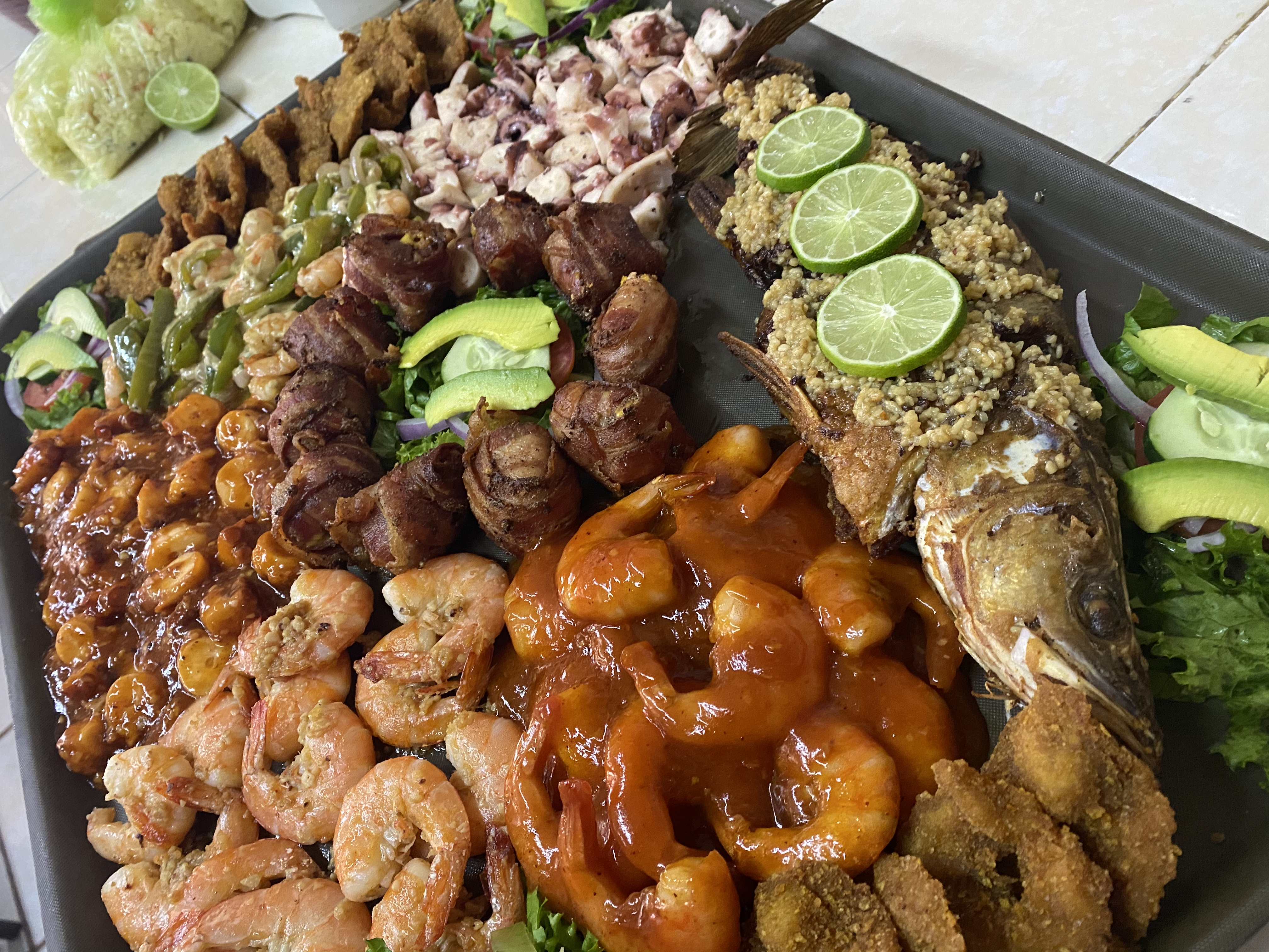 Mariscos los Profes image 2