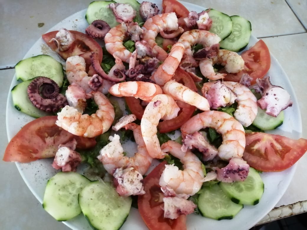 Mariscos los Profes image 4