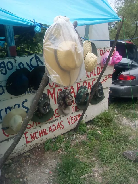 Mercadito La Casa Blanca image 1