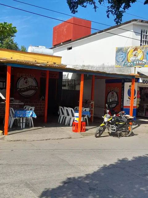 El Pollo Costeño image 1