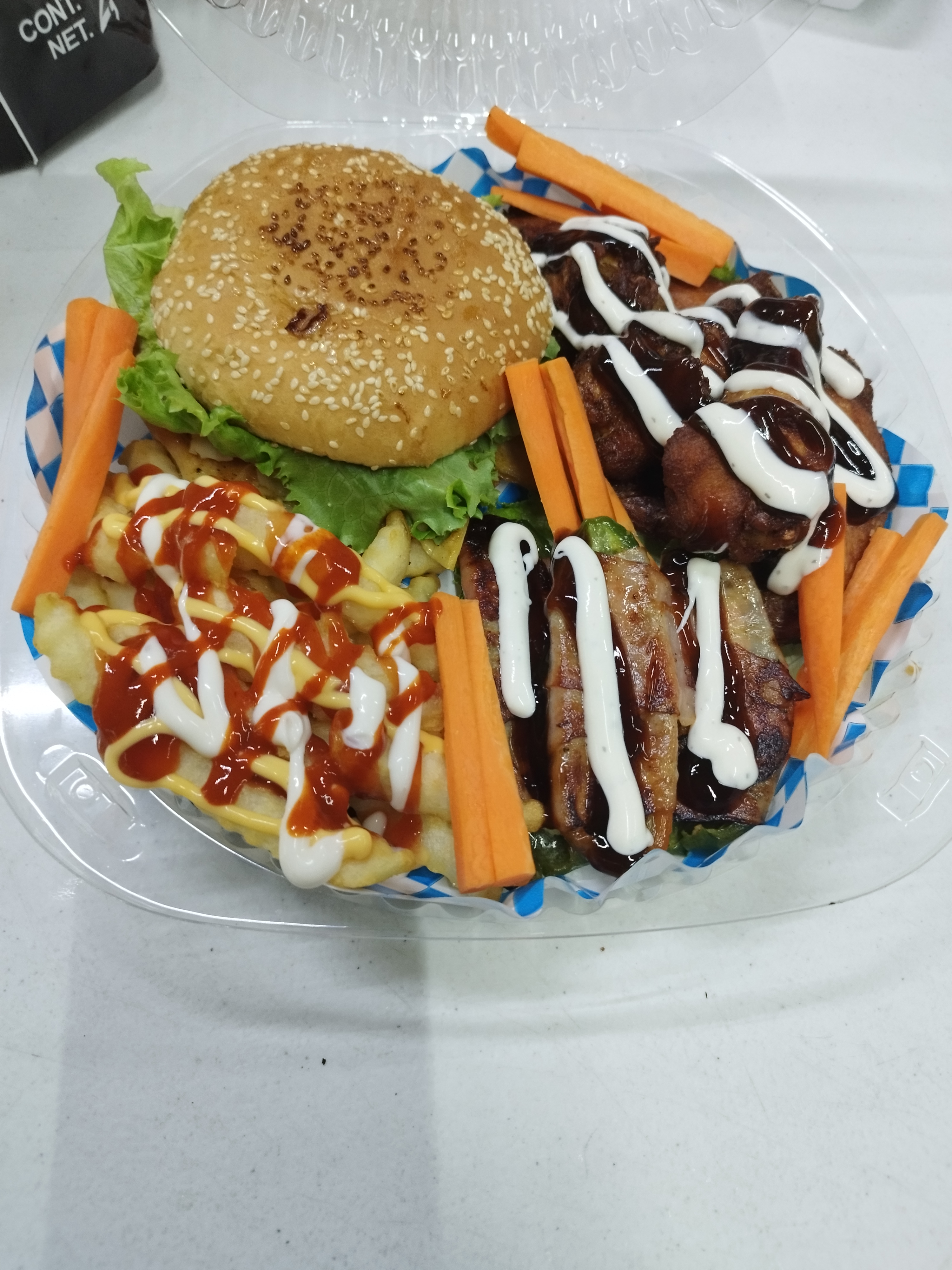 Hamburguesas y botanas "El cartero" image 2