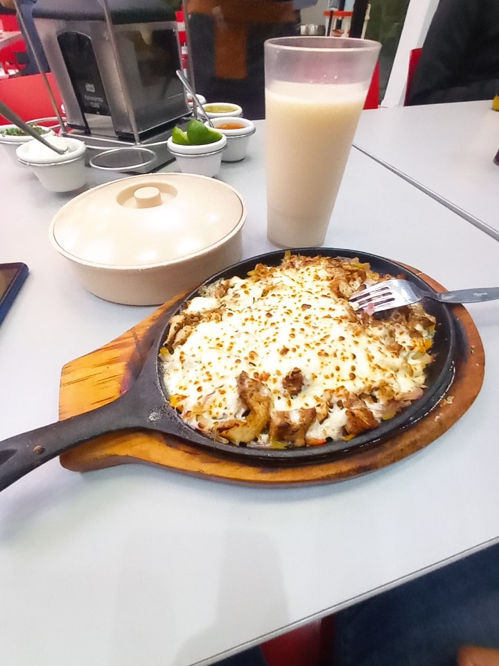 Tacos El Chato Sánchez image 9