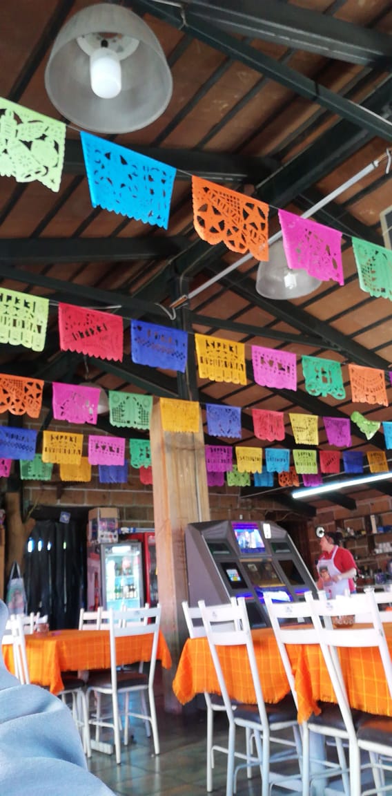 Los Compadres image 10