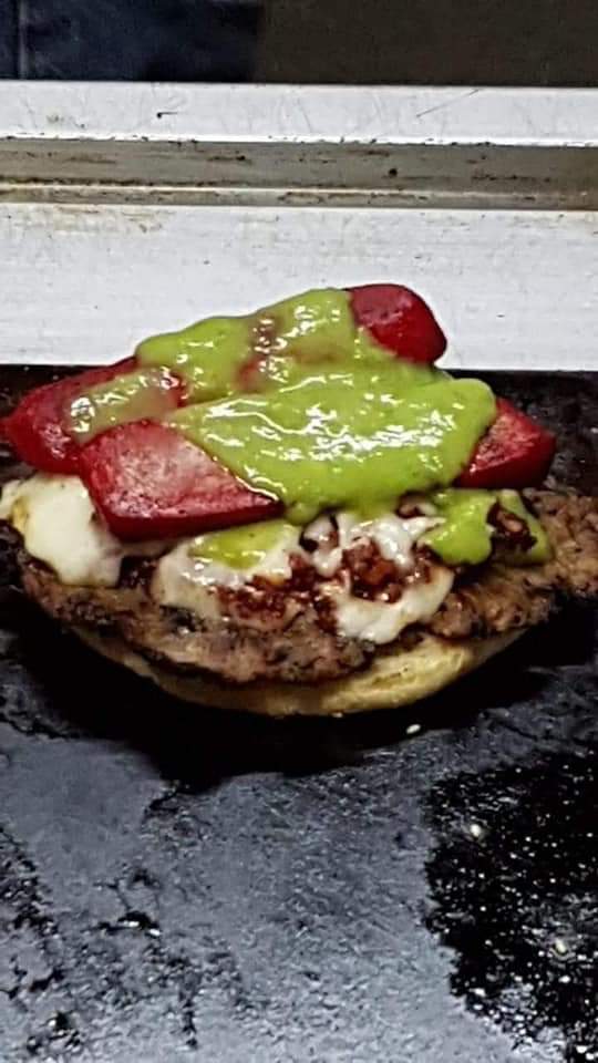 Lalo's Mandil image 7