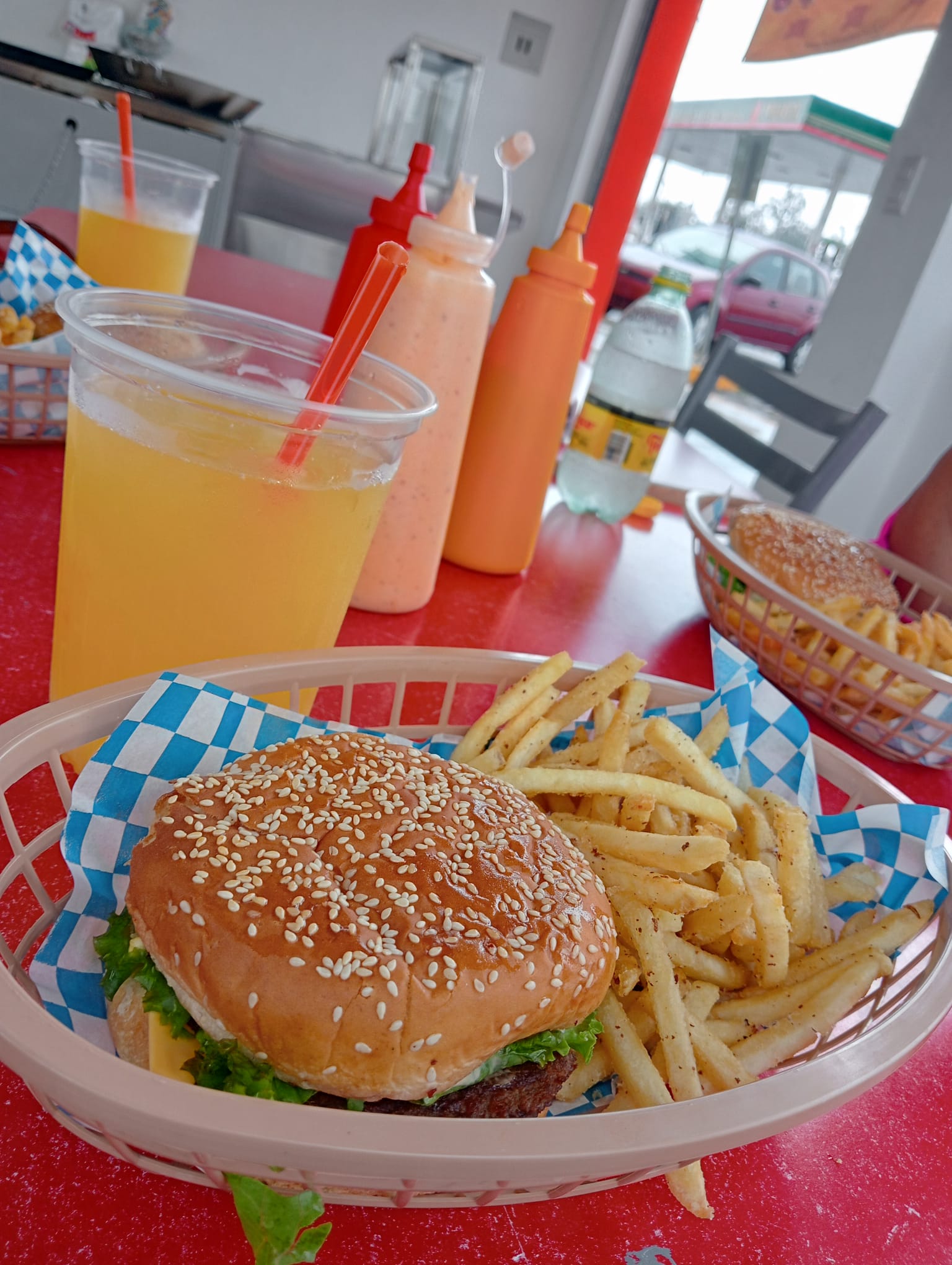 "Los Chevitos" image 1