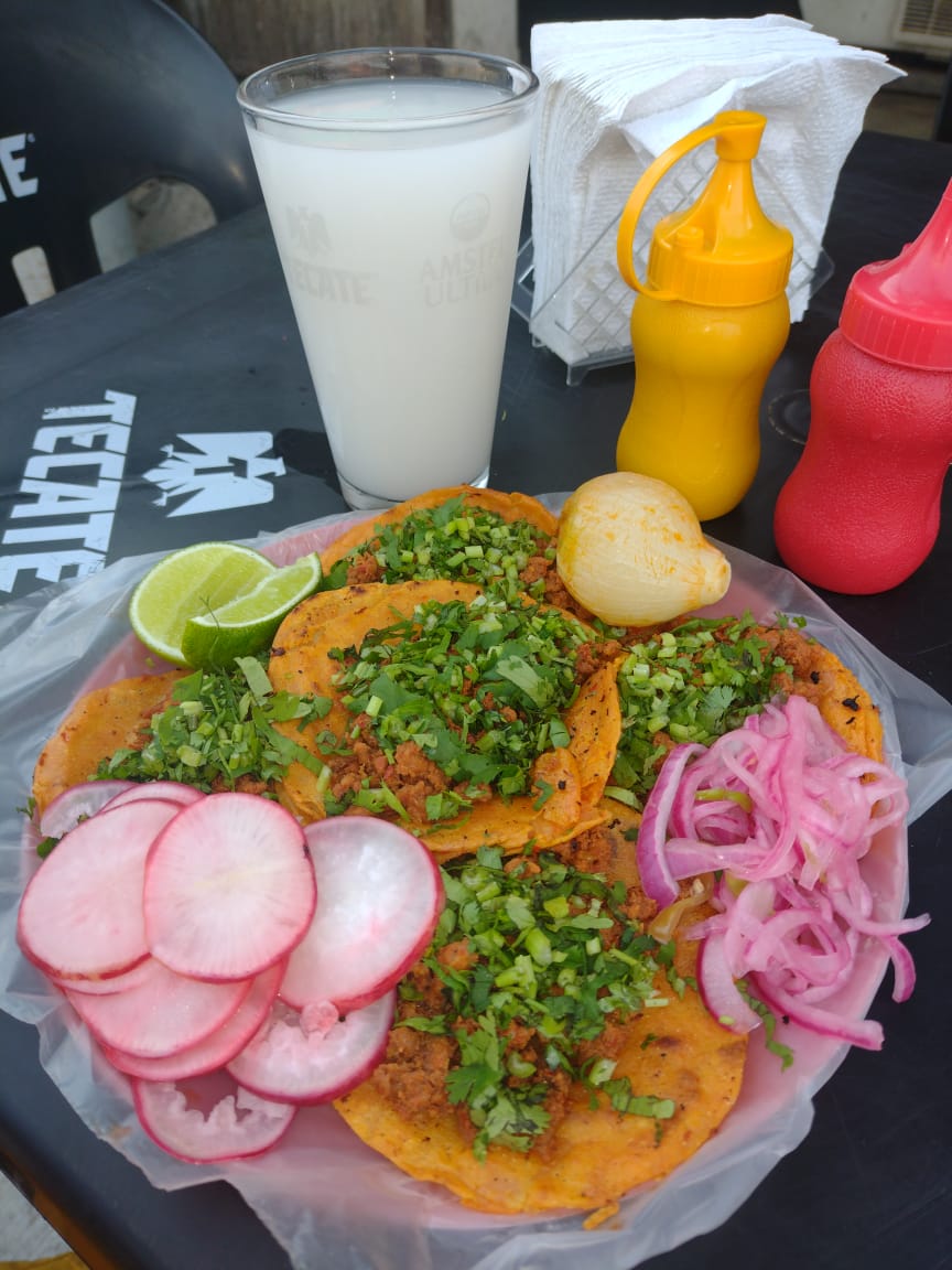 Taqueria Las Campeonas image 7