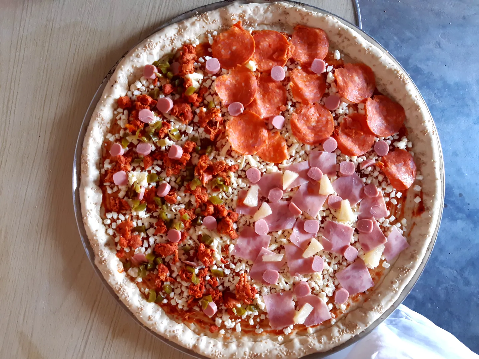 Chandomi Pizzas & Mas image 3