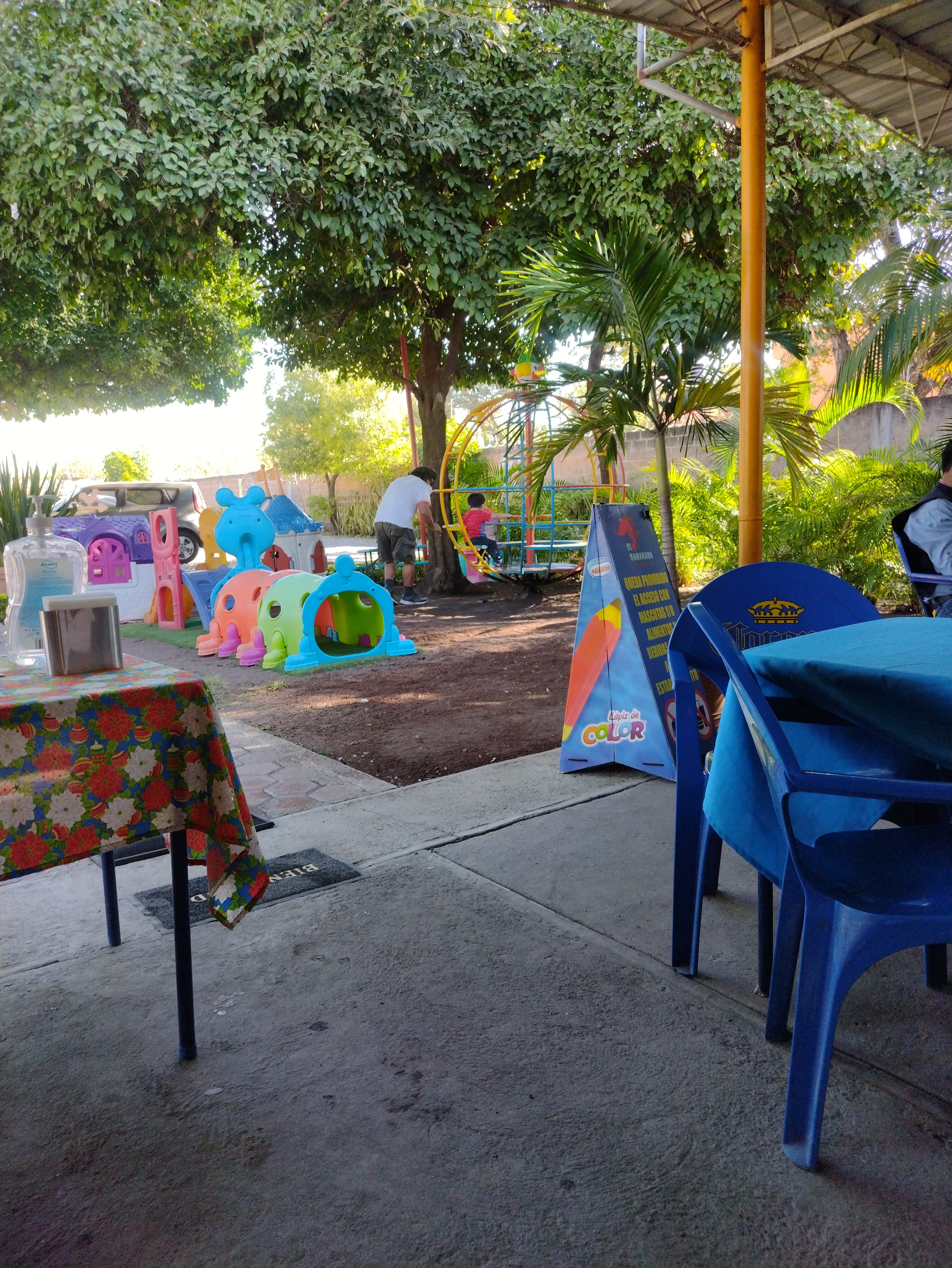 Mariscos El Camarada image 8