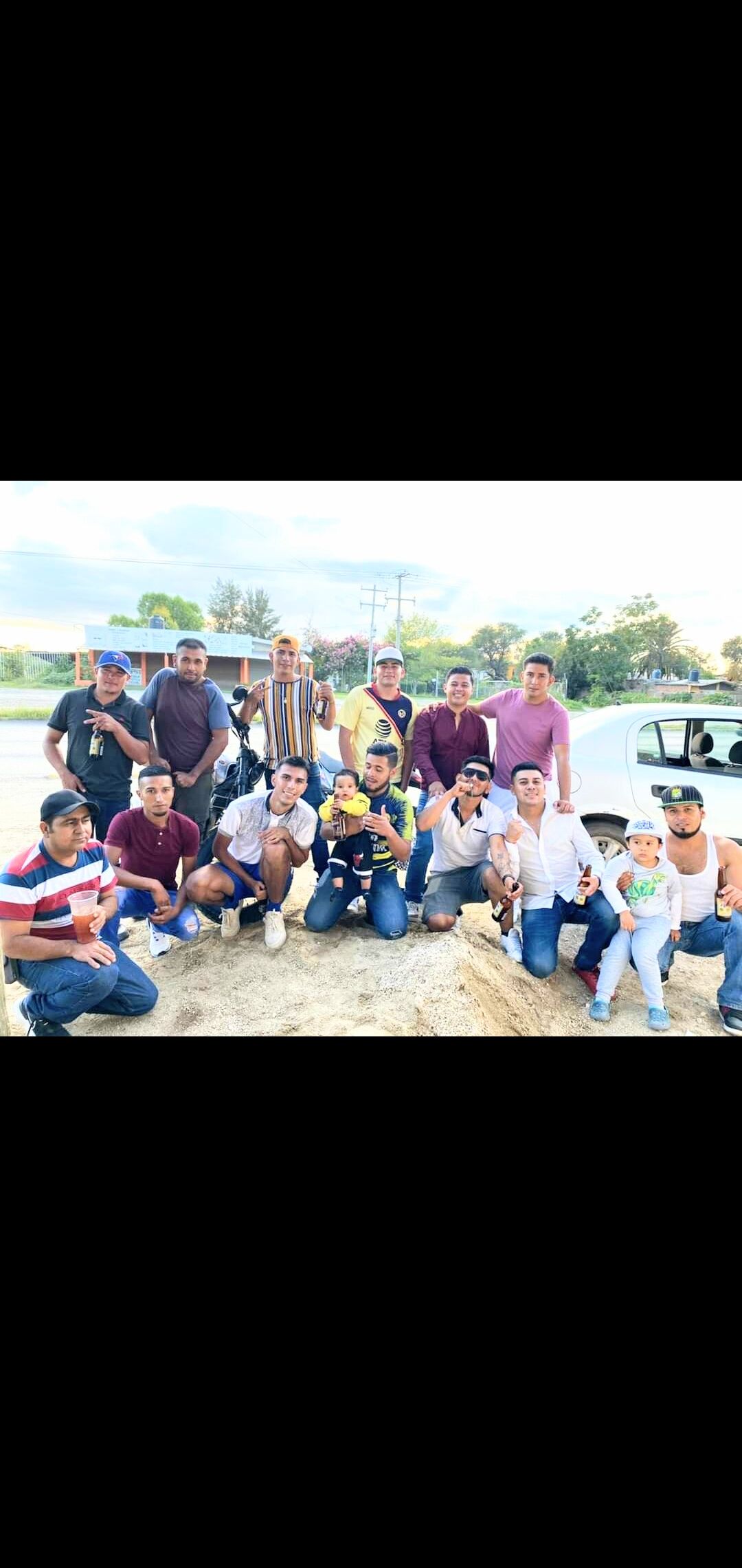 Borrachos image 1