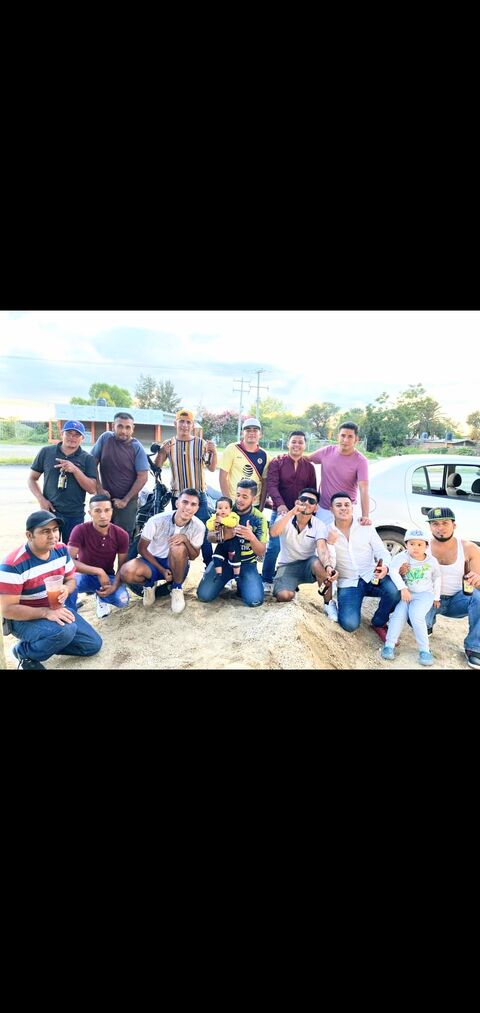 Borrachos image 1