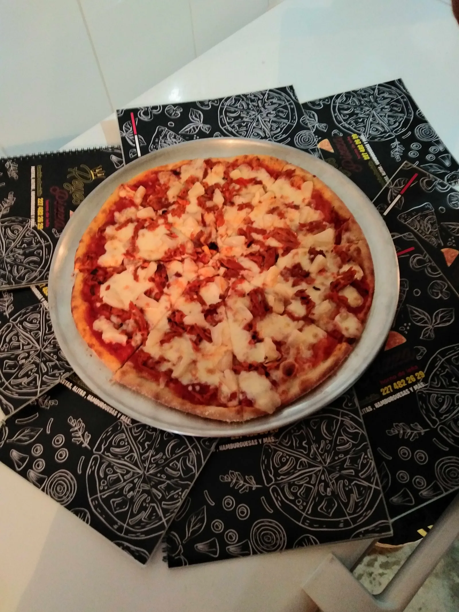 Reyes Pizza image 6