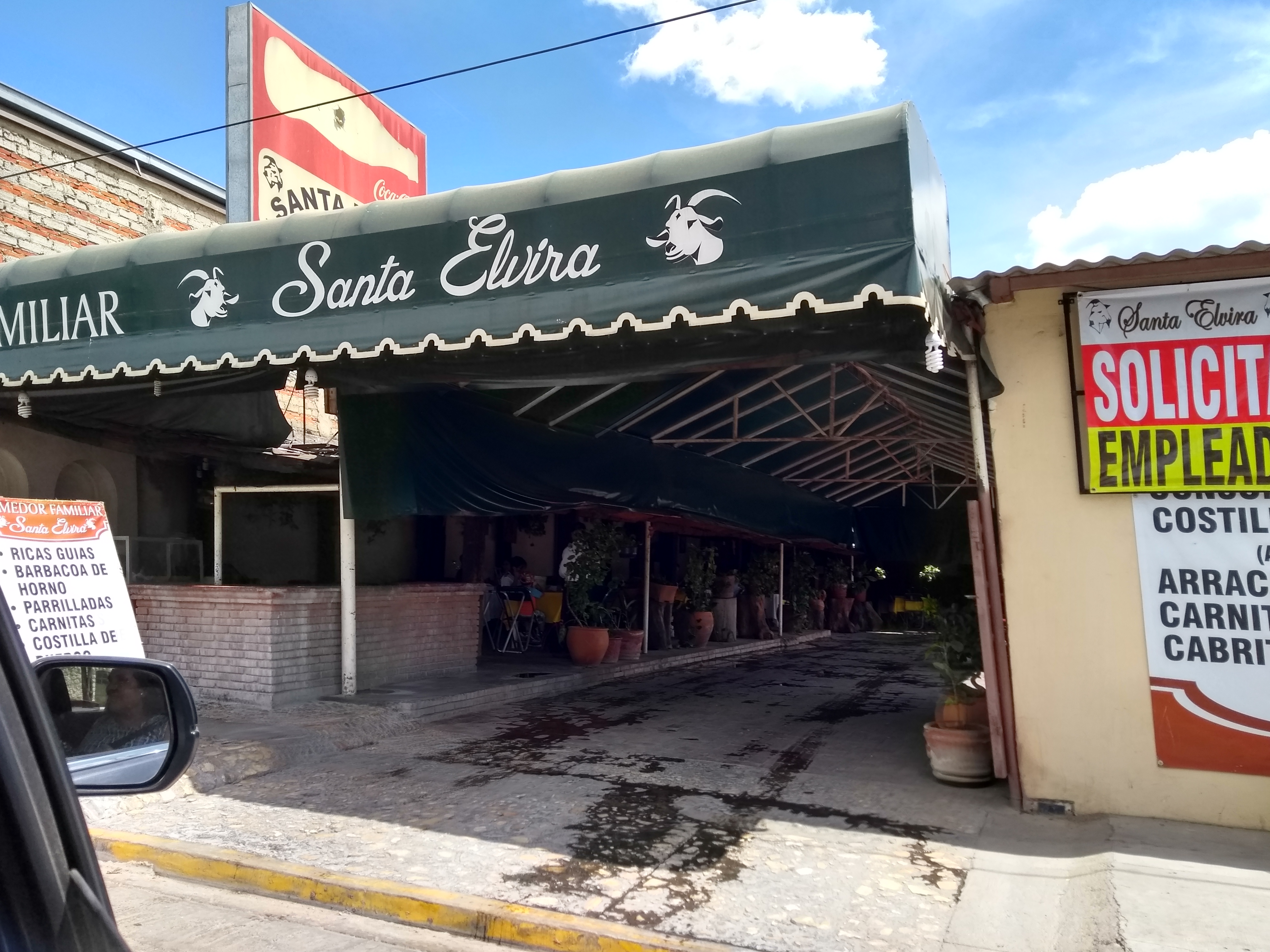 Comedor Familiar Santa Elvira image 1