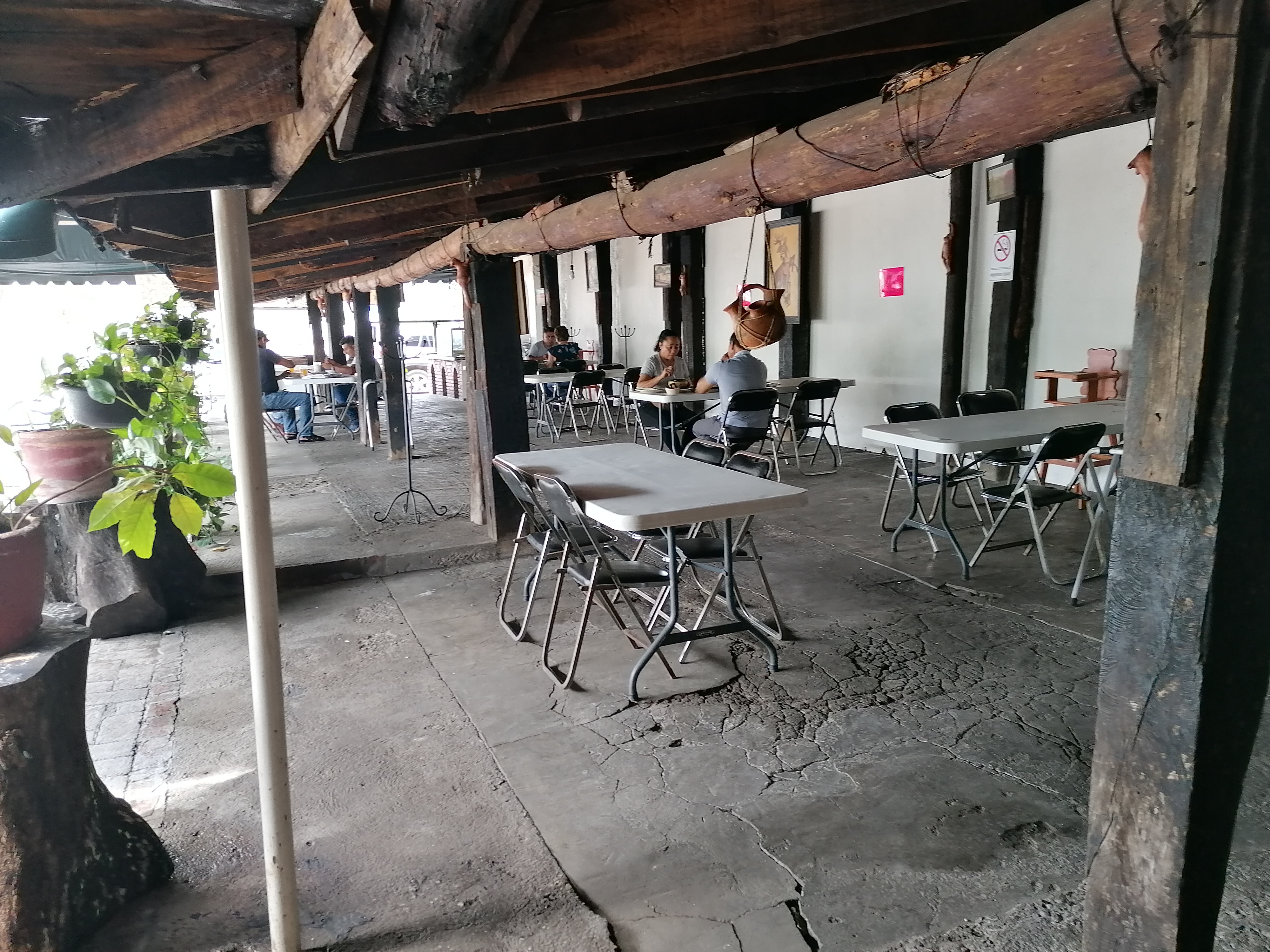 Comedor Familiar Santa Elvira image 3