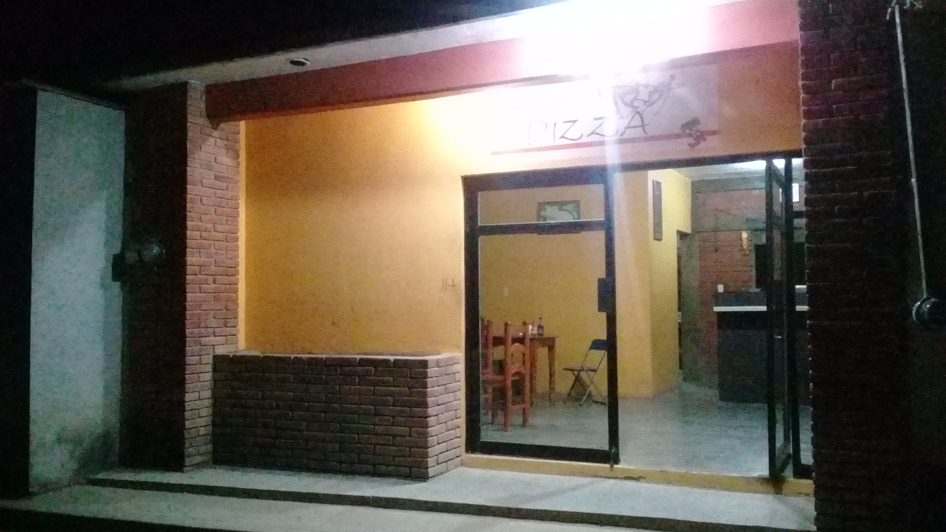 Dany's Pizza image 3