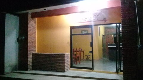 Dany's Pizza image 3