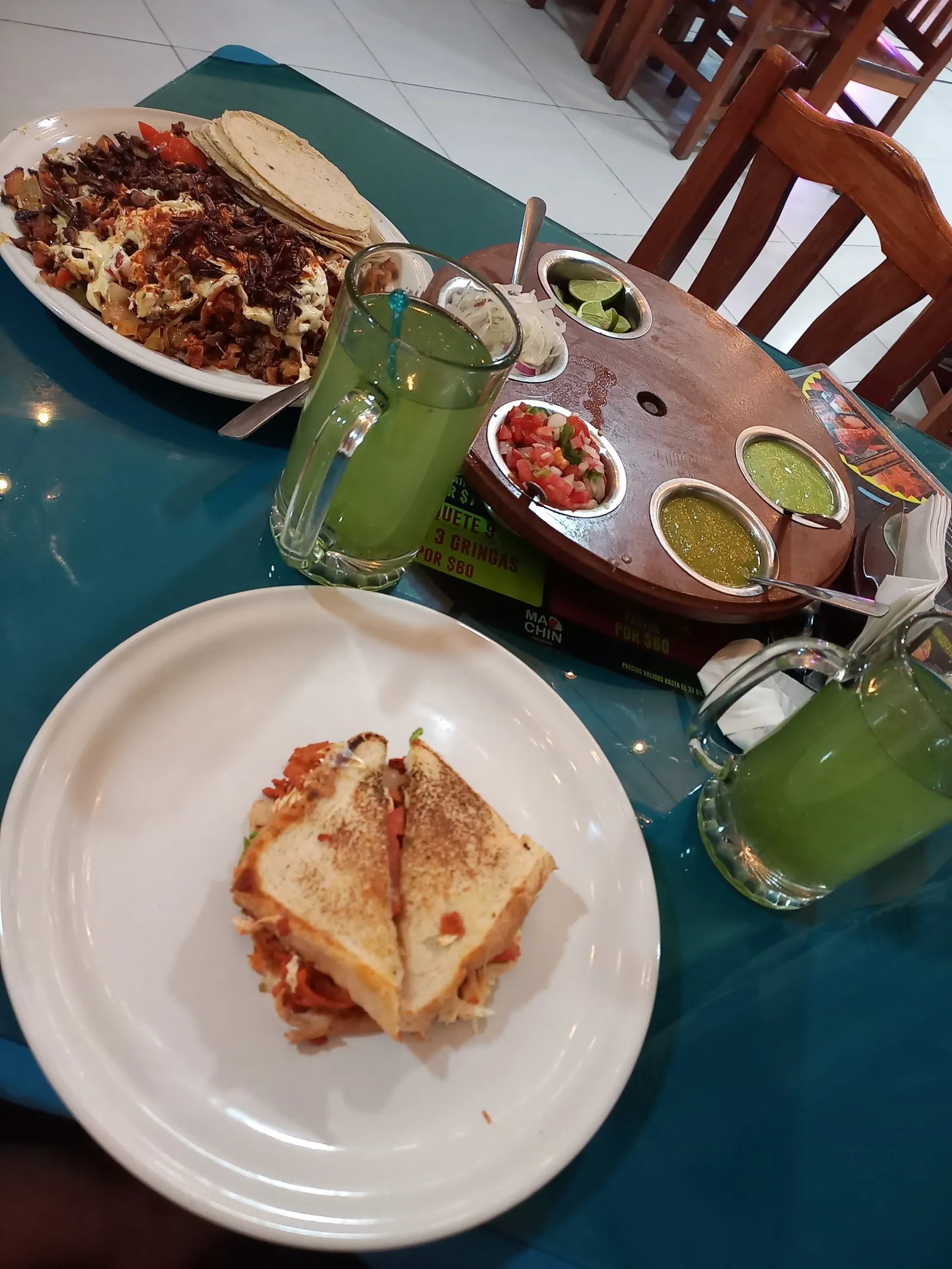 Taquería El Machín image 9