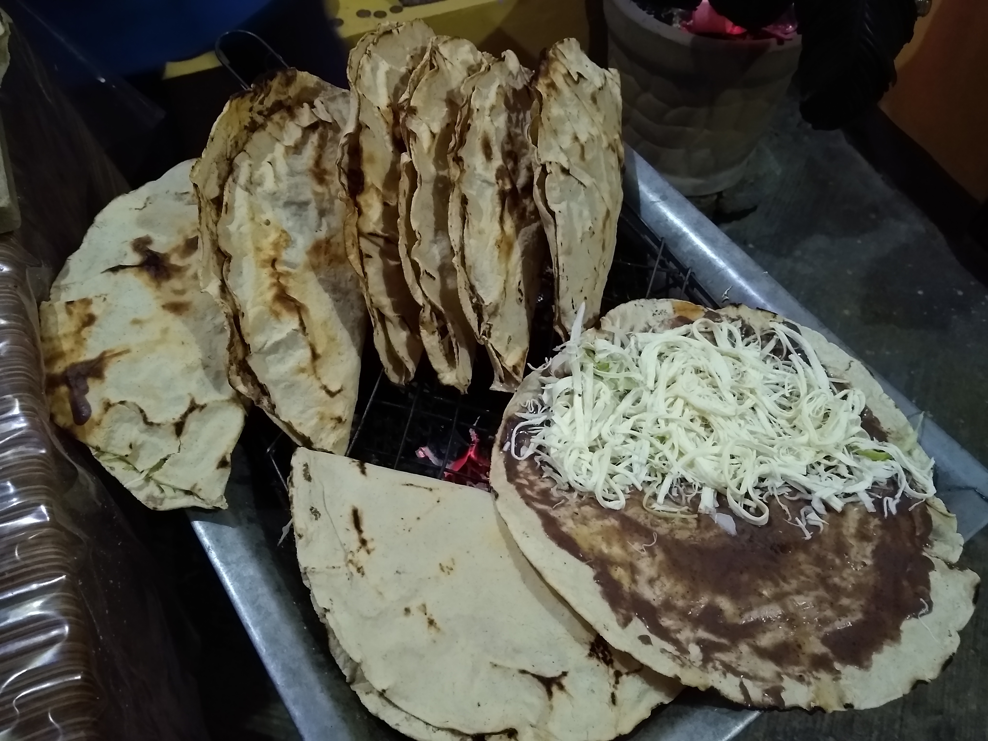 Quesadillas, Tlayudas y Tostadas "Doña Elo" image 9